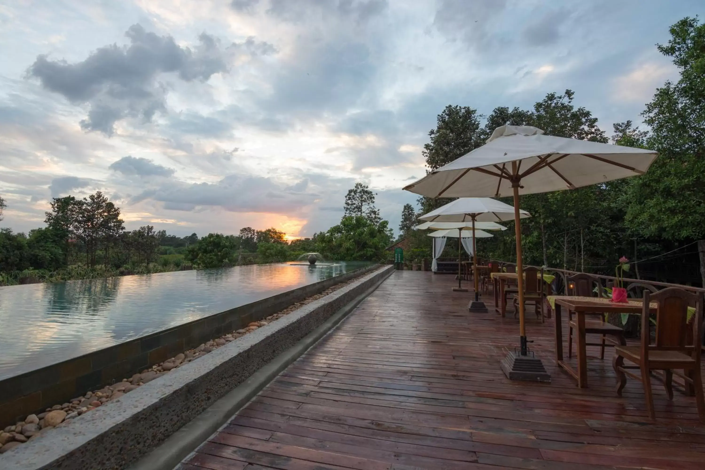 Pool view, Swimming Pool in Bong Thom Forest Lodge