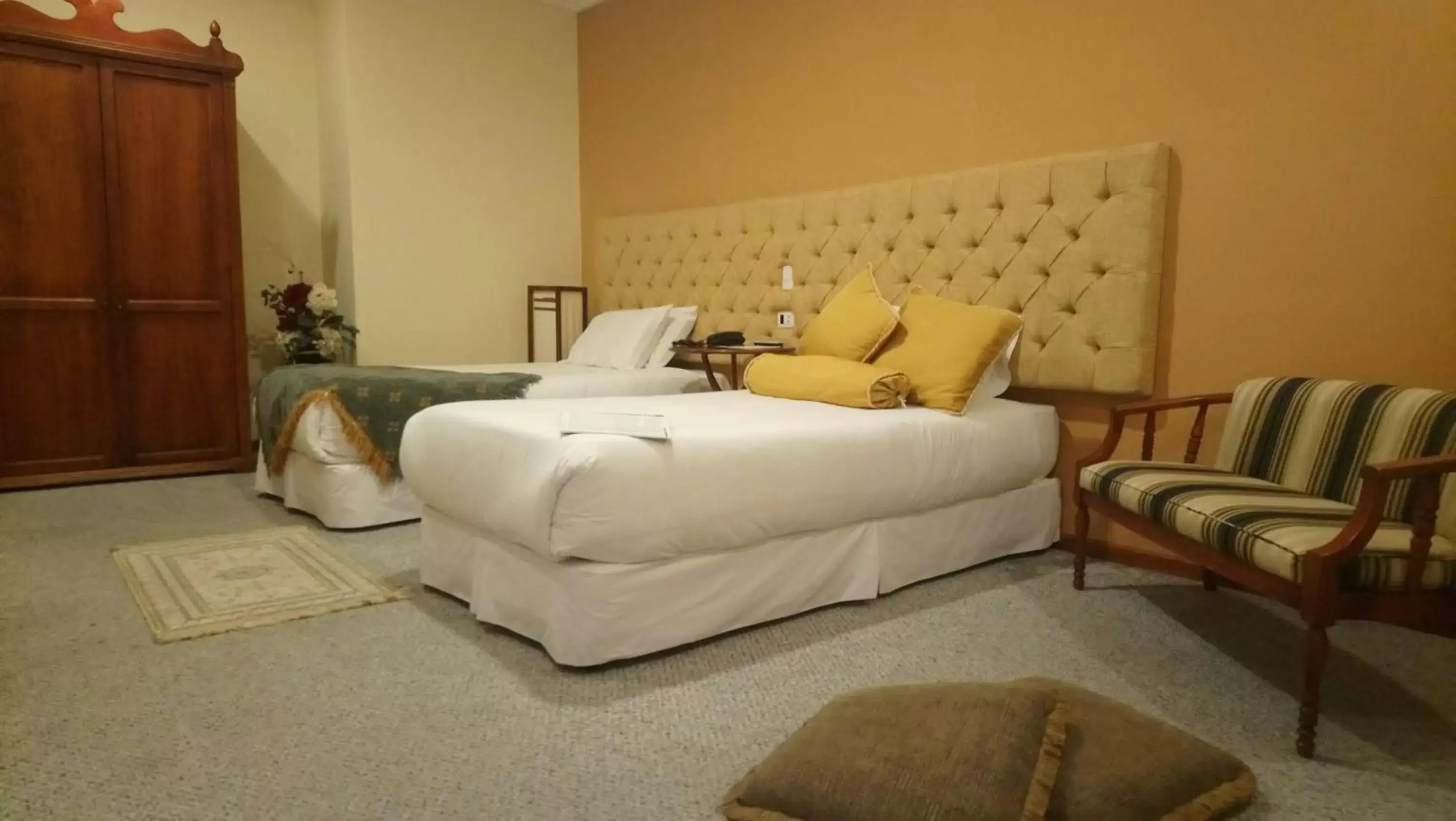 Bedroom, Bed in Hotel Carvallo