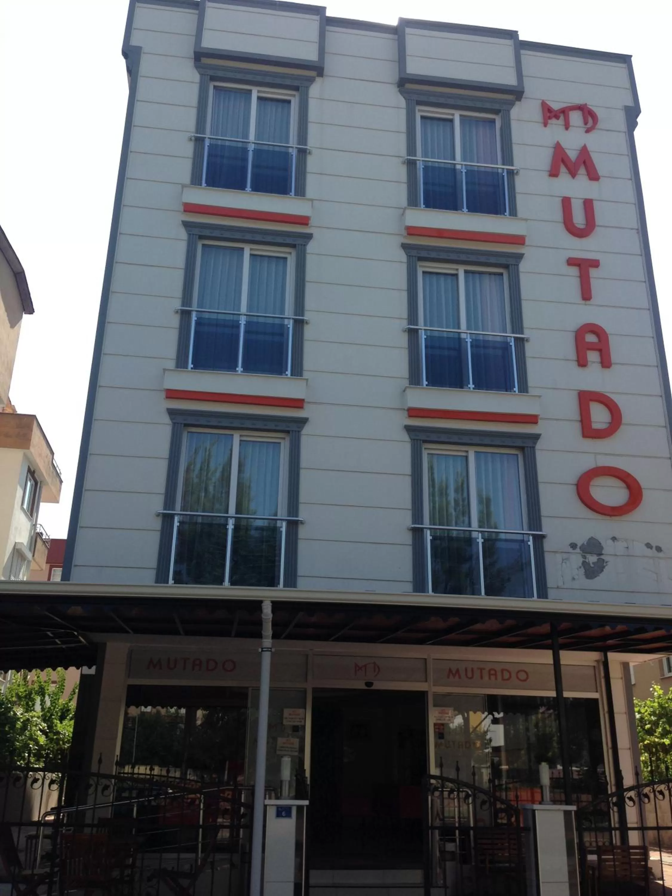 Property building in Mutado Hotel