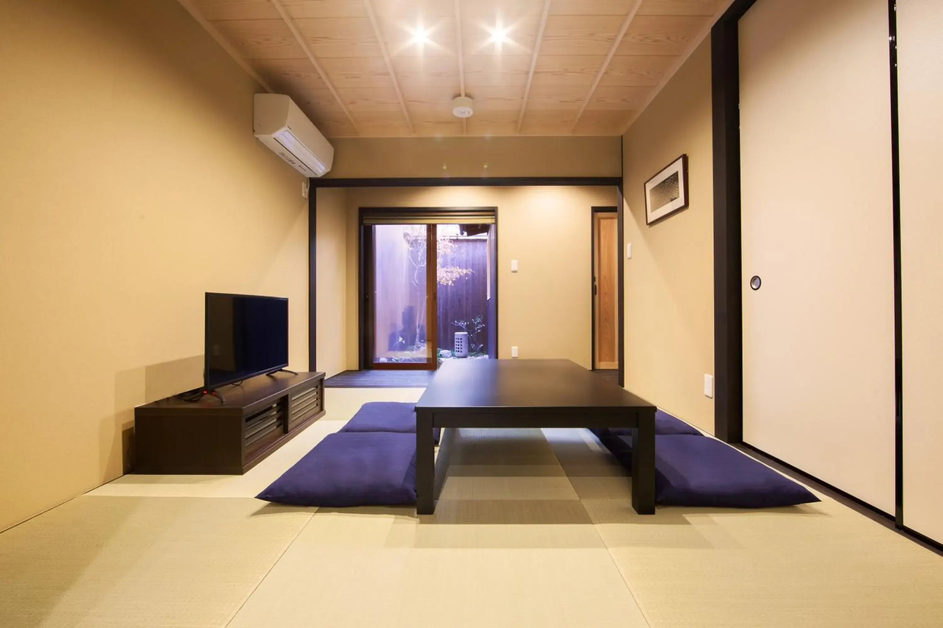 Living room in Rinn Tofukuji Kamogawa Living room in Rinn Tofukuji Kamogawa