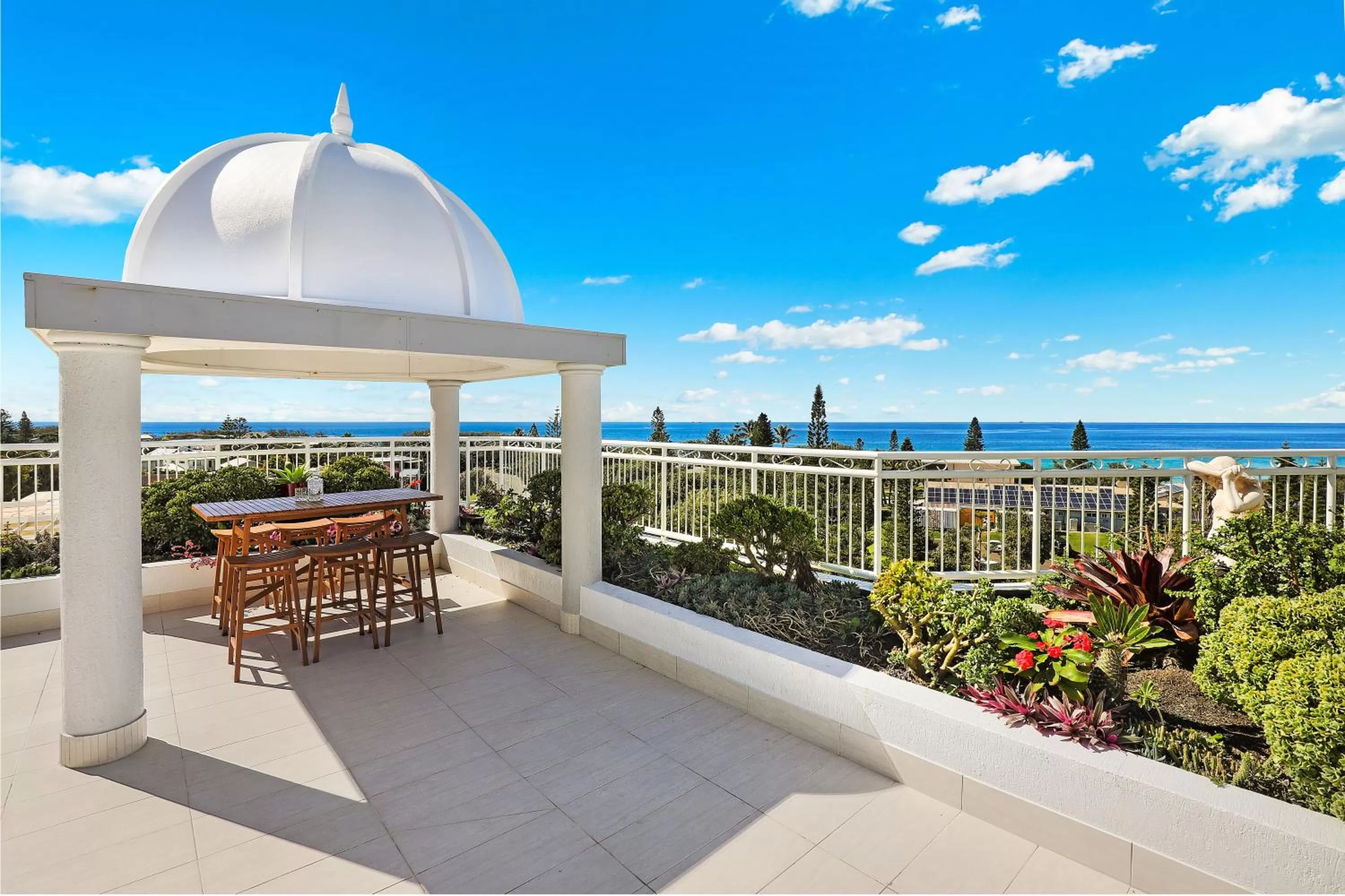 Balcony/Terrace in Beachside Resort Kawana Waters