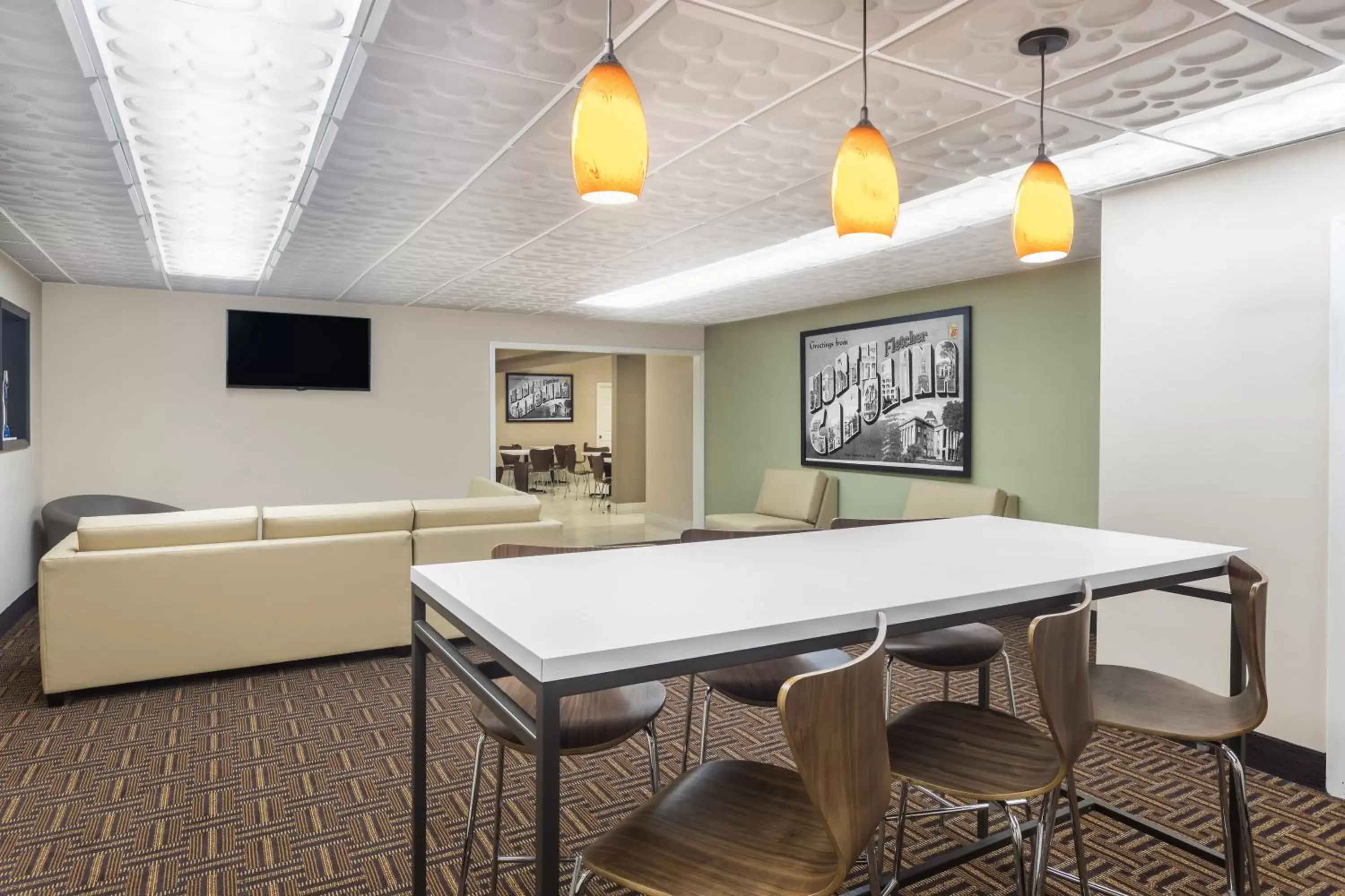 Lobby or reception in Super 8 by Wyndham Asheville Airport