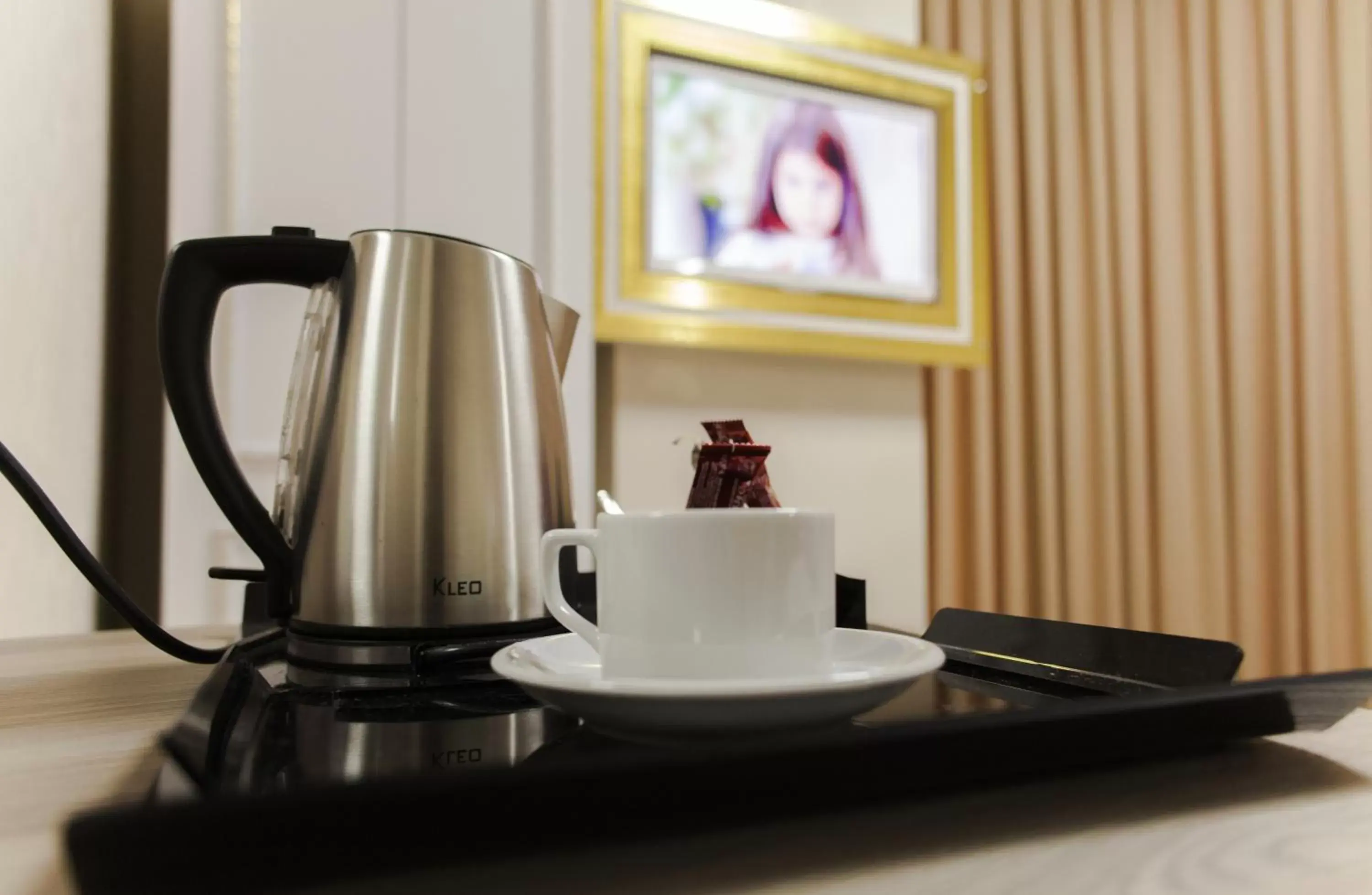 TV and multimedia, Coffee/Tea Facilities in White Palace Hotel