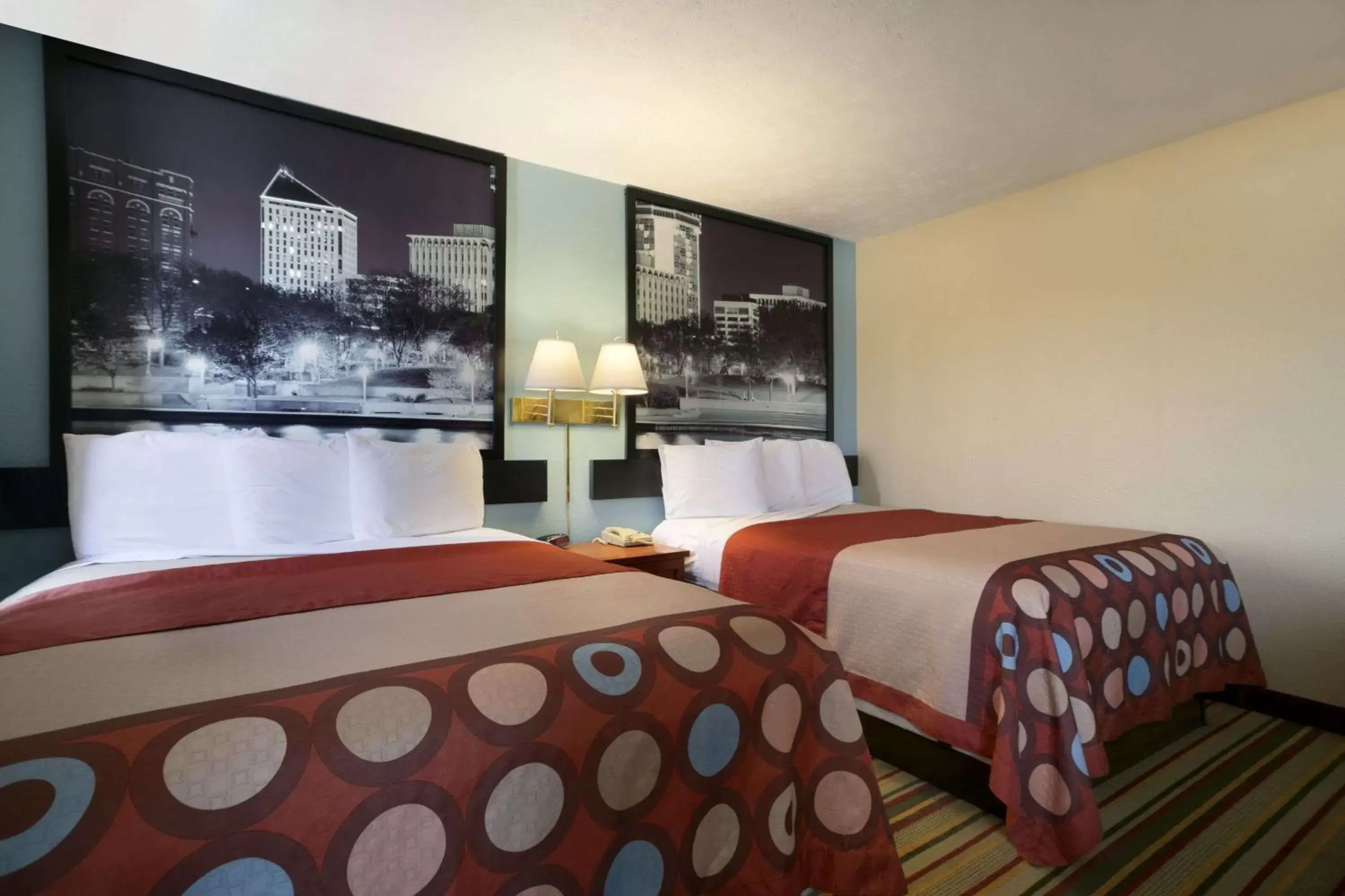 Double Room with Two Double Beds - Non-Smoking in Super 8 by Wyndham Park City/North Wichita Area Double Room with Two Double Beds - Non-Smoking in Super 8 by Wyndham Park City/North Wichita Area