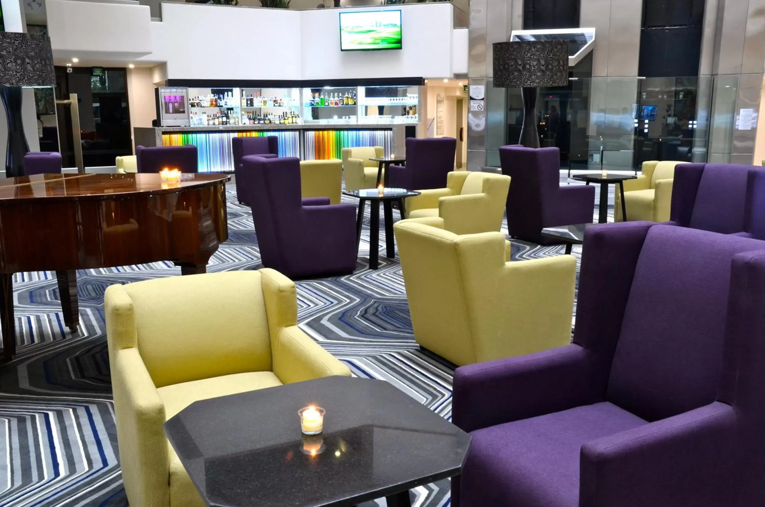 Lounge or bar, Restaurant/Places to Eat in Crowne Plaza Hotel Mexico City North-Tlalnepantla, an IHG Hotel