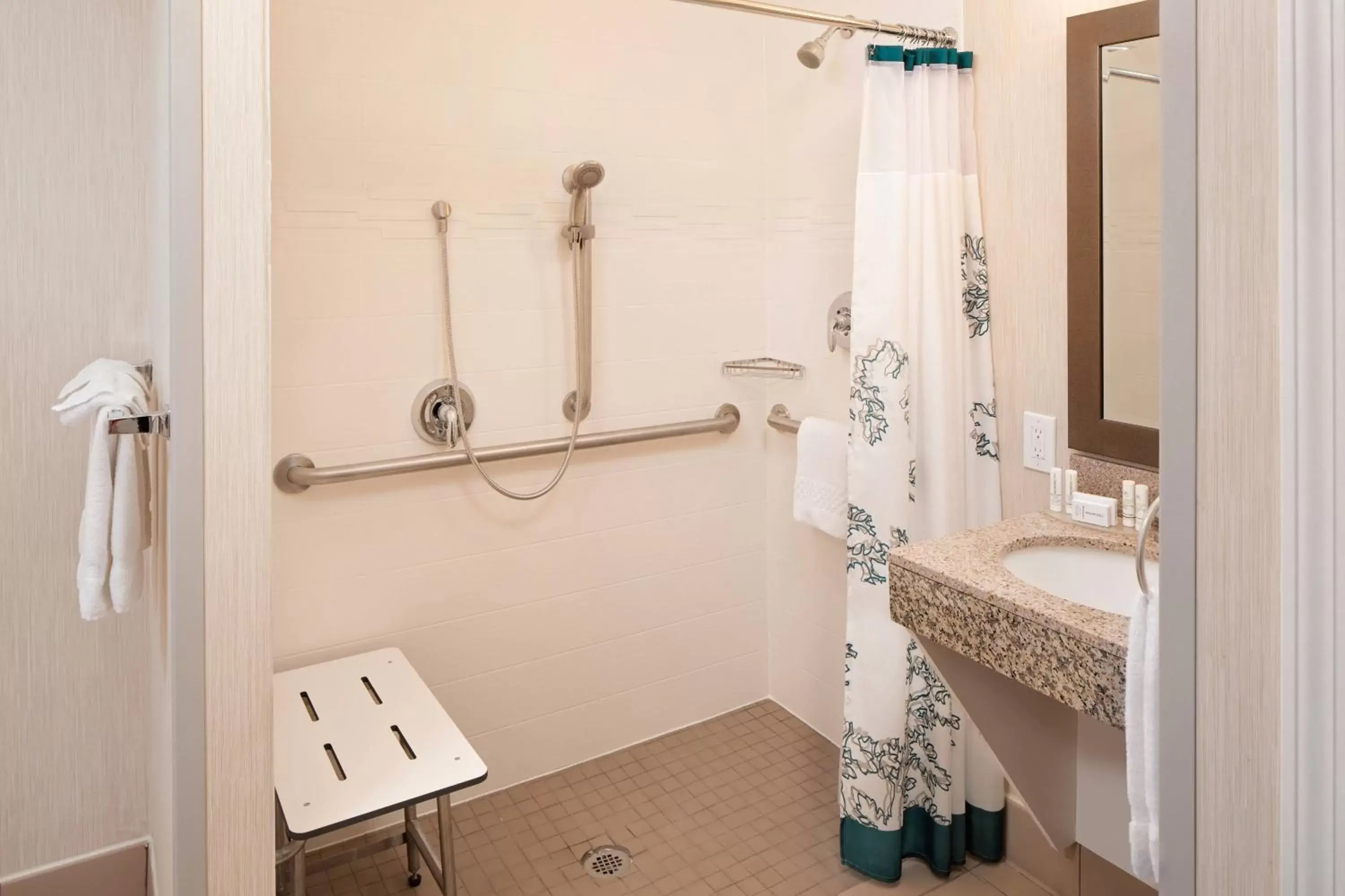 Bathroom in Residence Inn San Jose Campbell