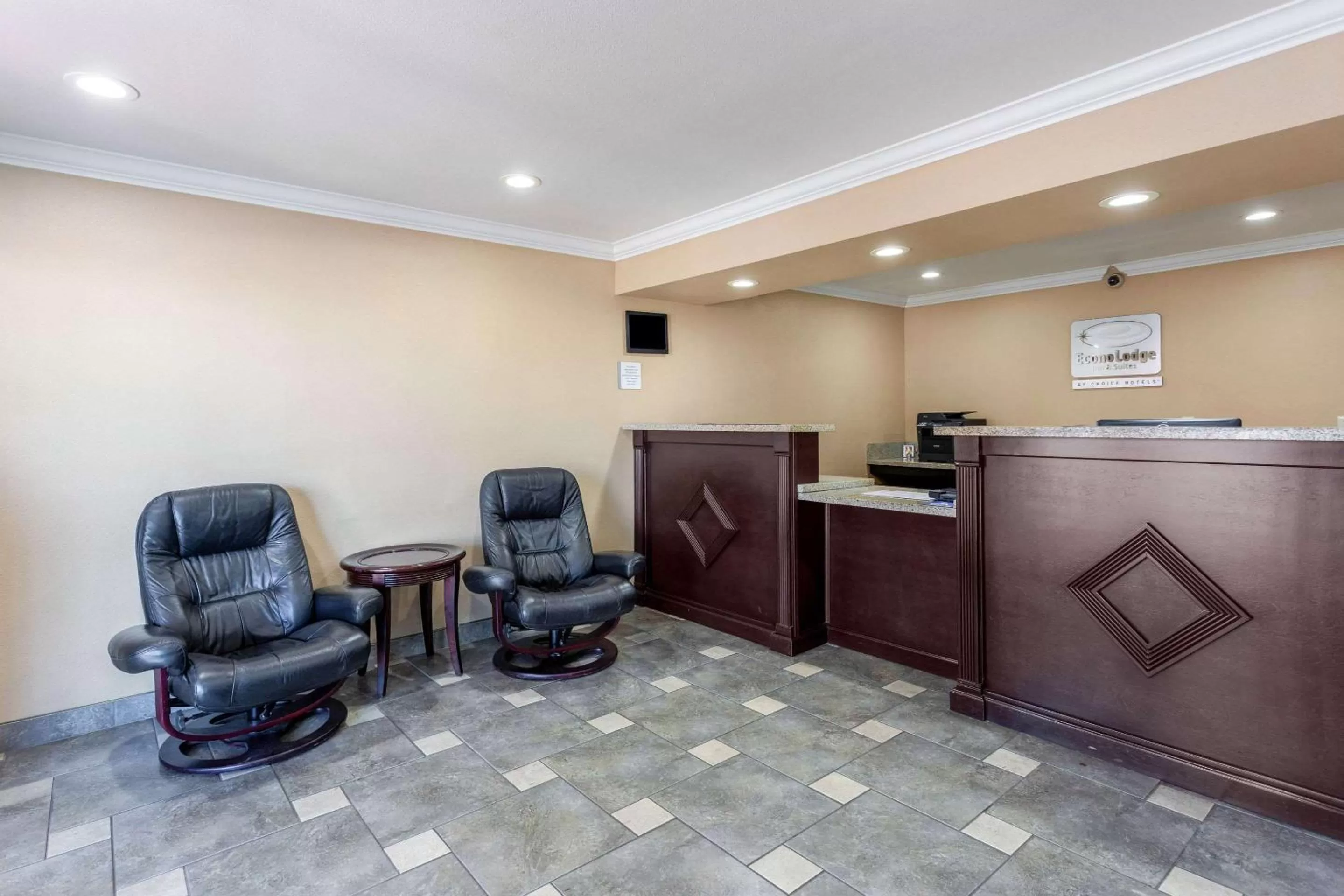 Lobby or reception in Econo Lodge Inn & Suites Escondido Downtown