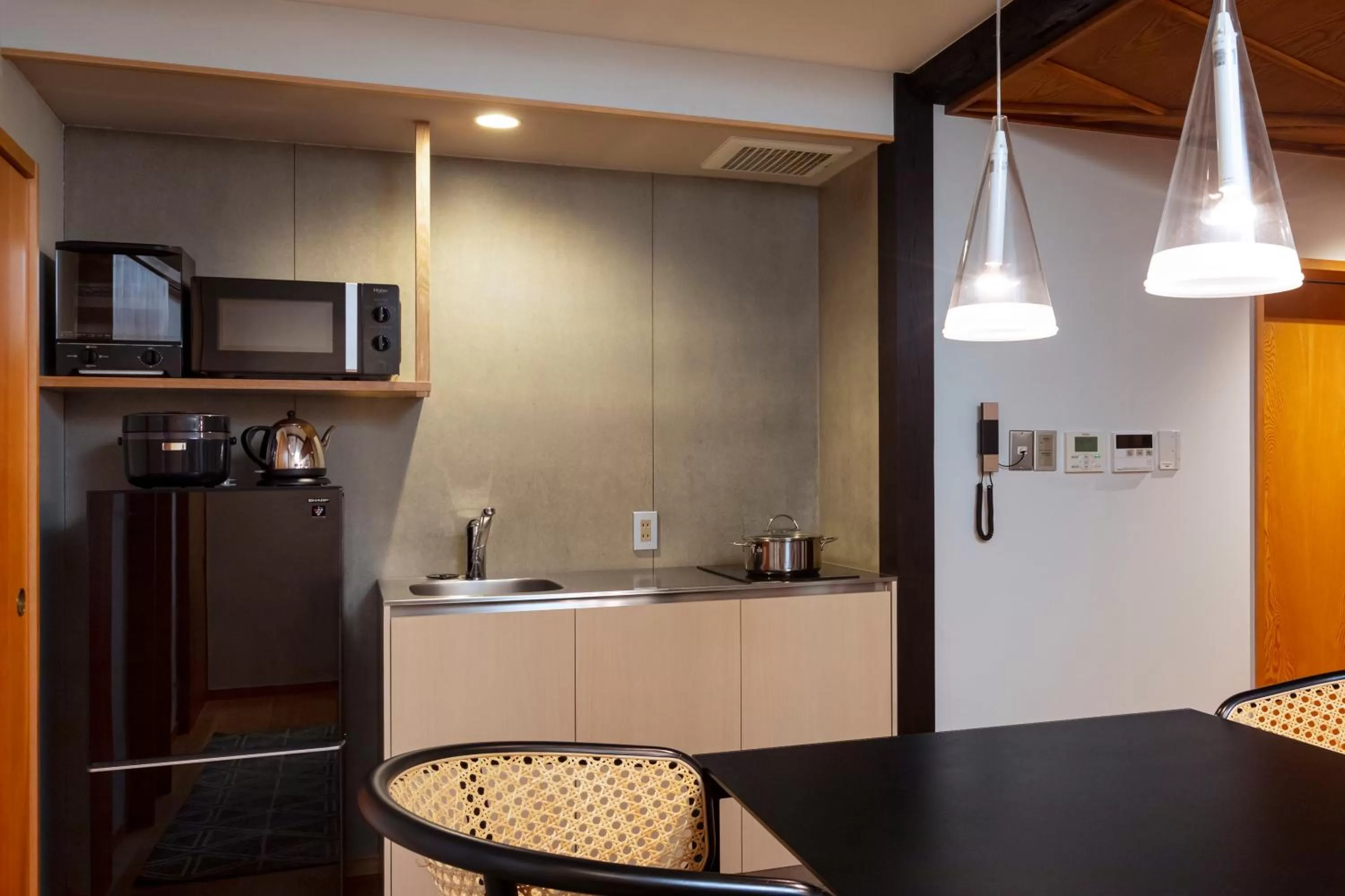 Kitchen or kitchenette in Rinn Machiya Kuon