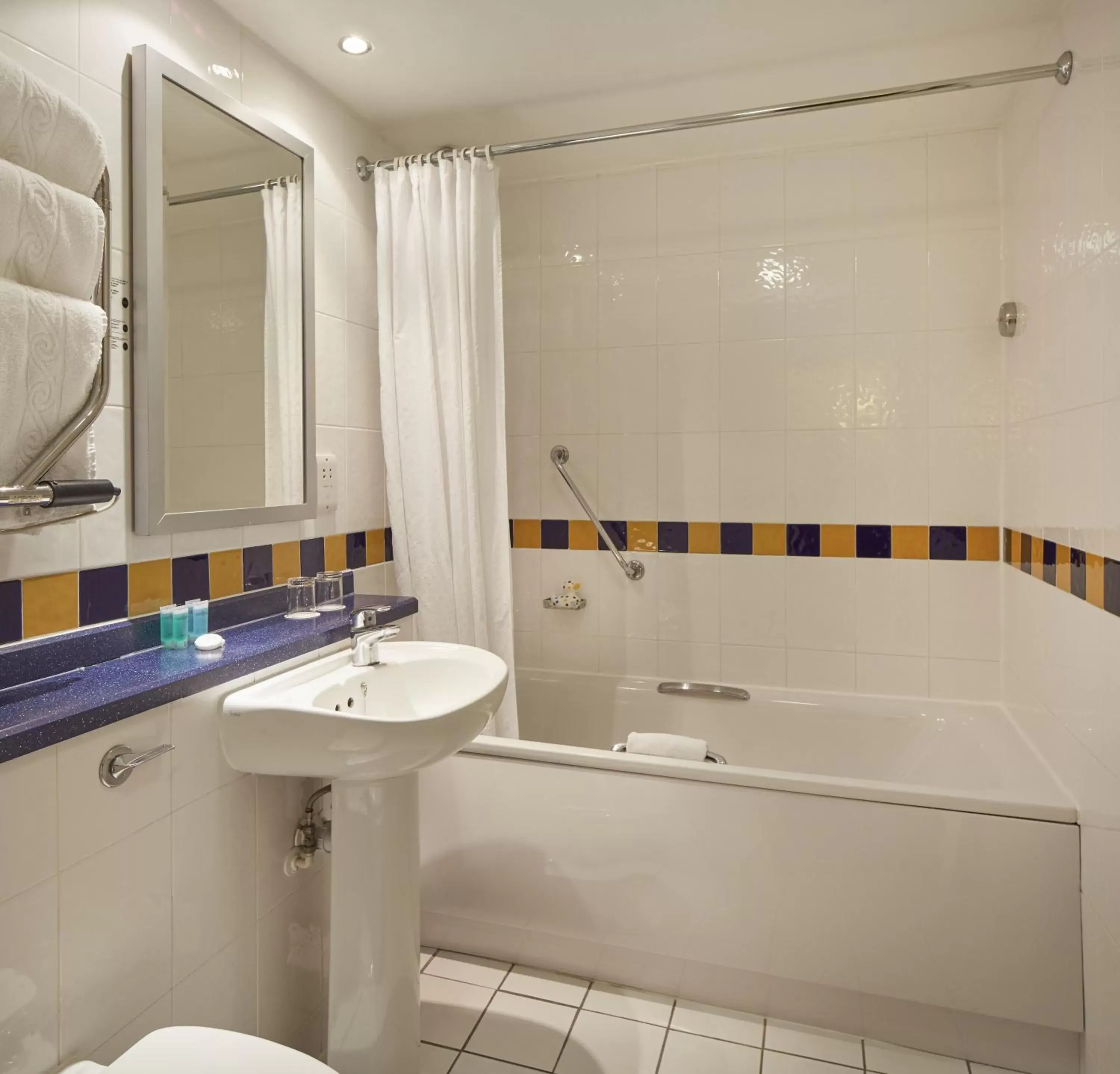 Bathroom in Lancaster Gate Hotel