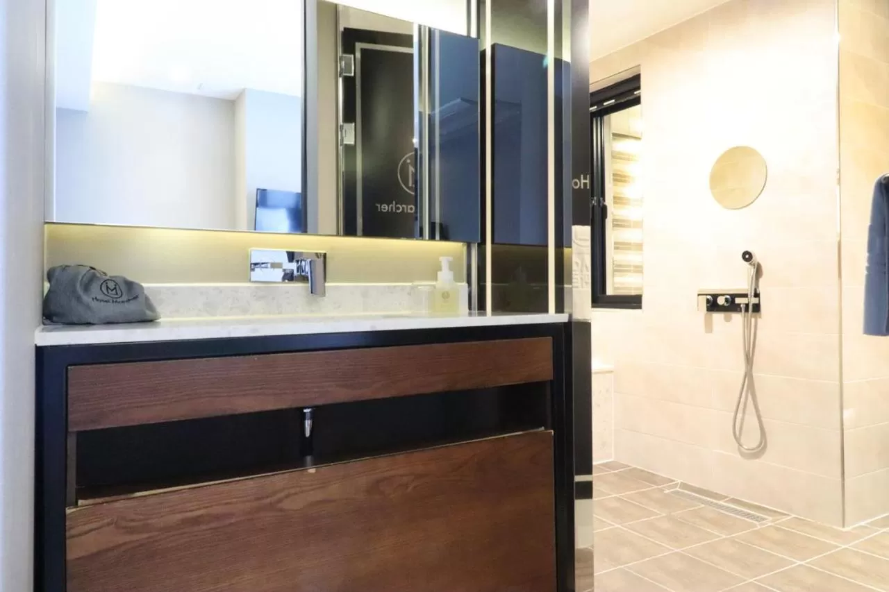 Bathroom in Hotel Marcher