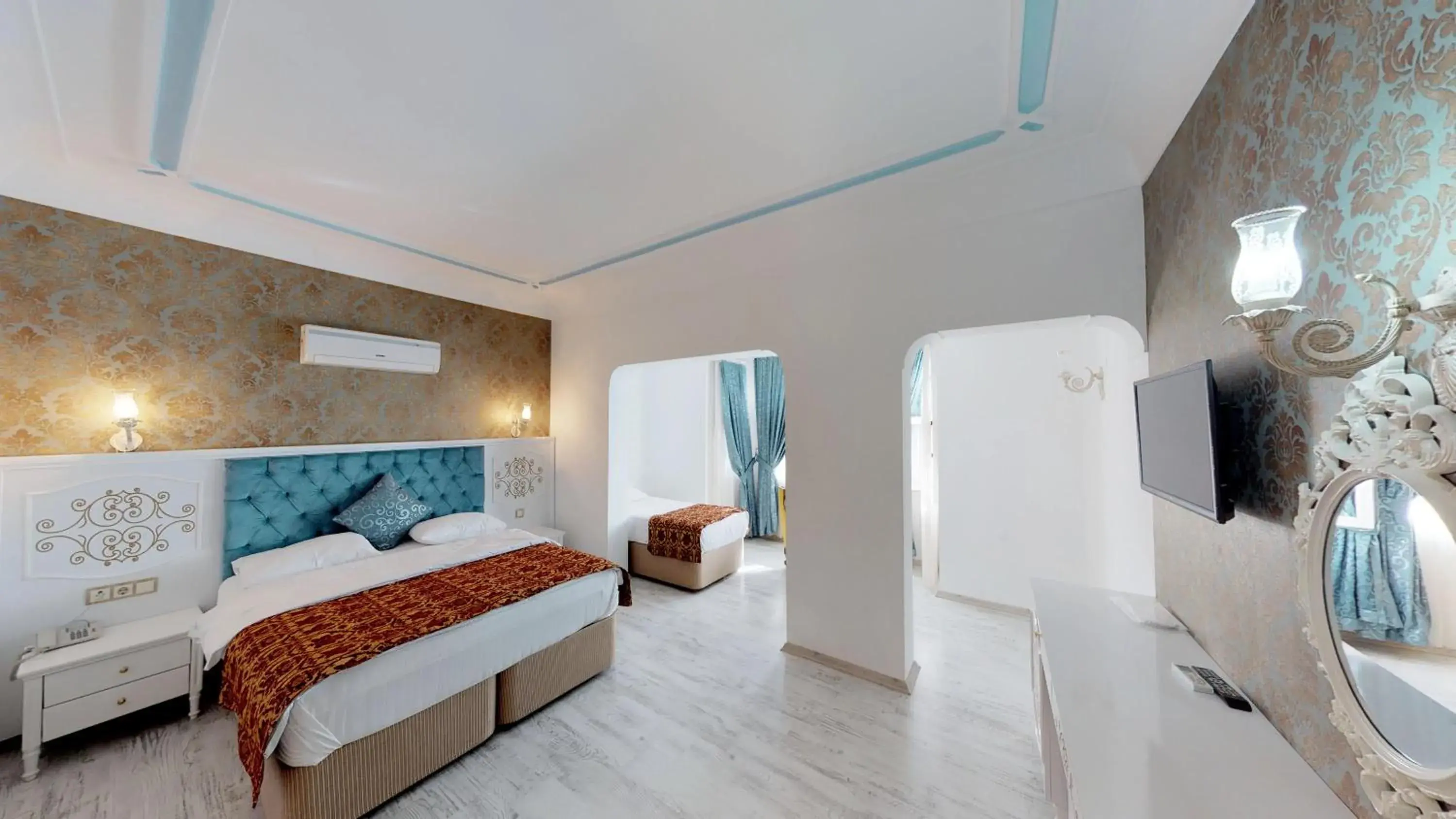 Bed in Urcu Hotel