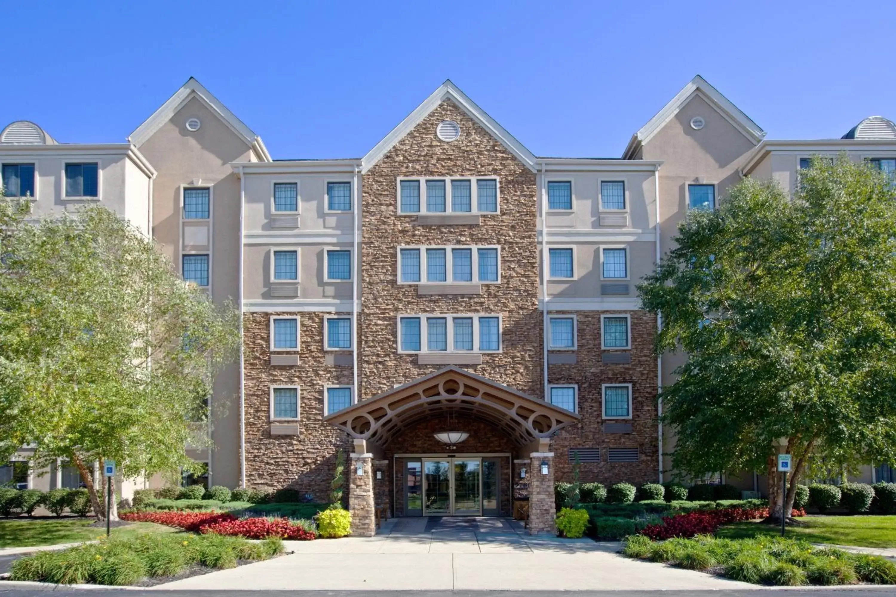 Property Building in Staybridge Suites Indianapolis-Fishers, an IHG Hotel