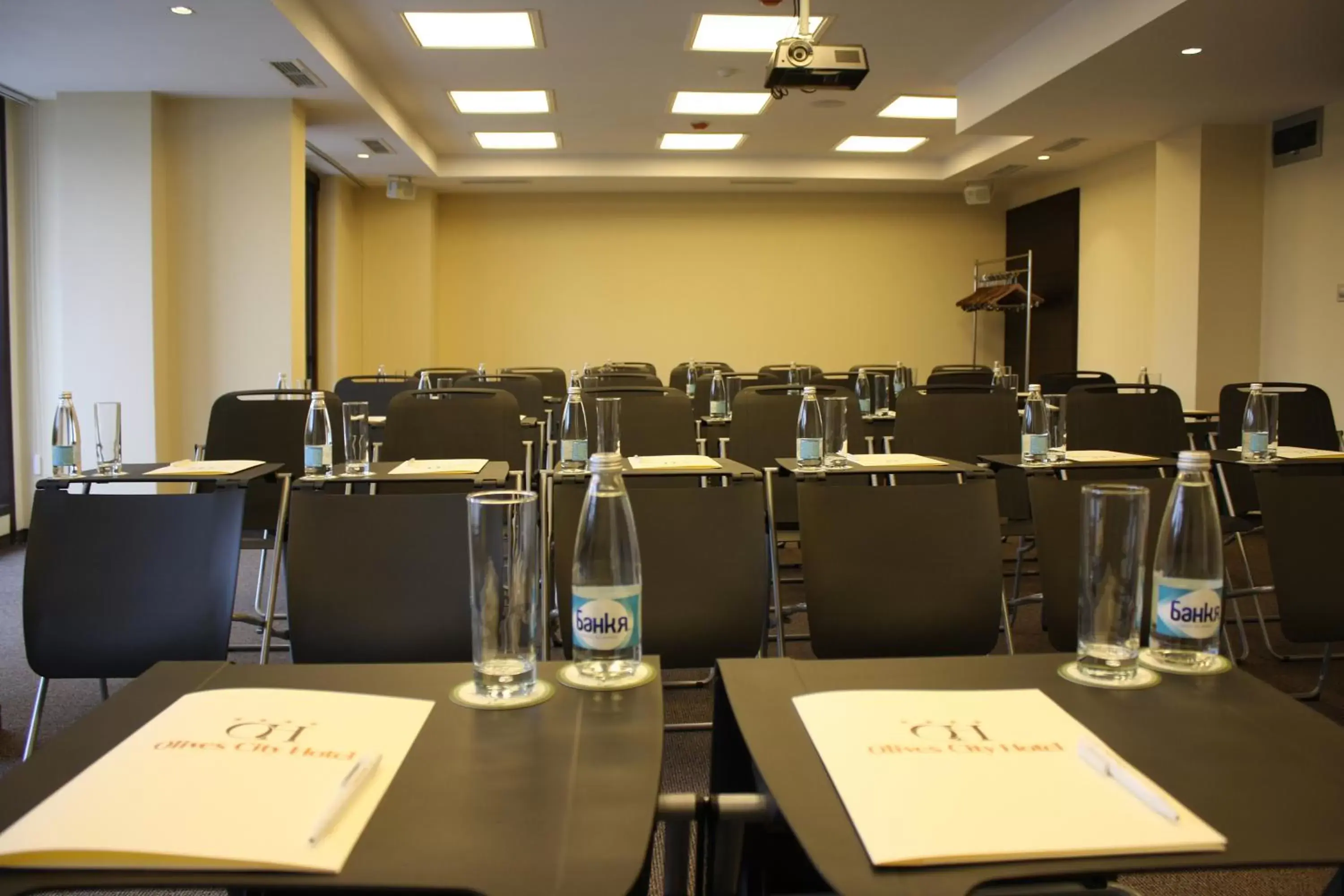 Meeting/conference room in Olives City Hotel - Free Parking