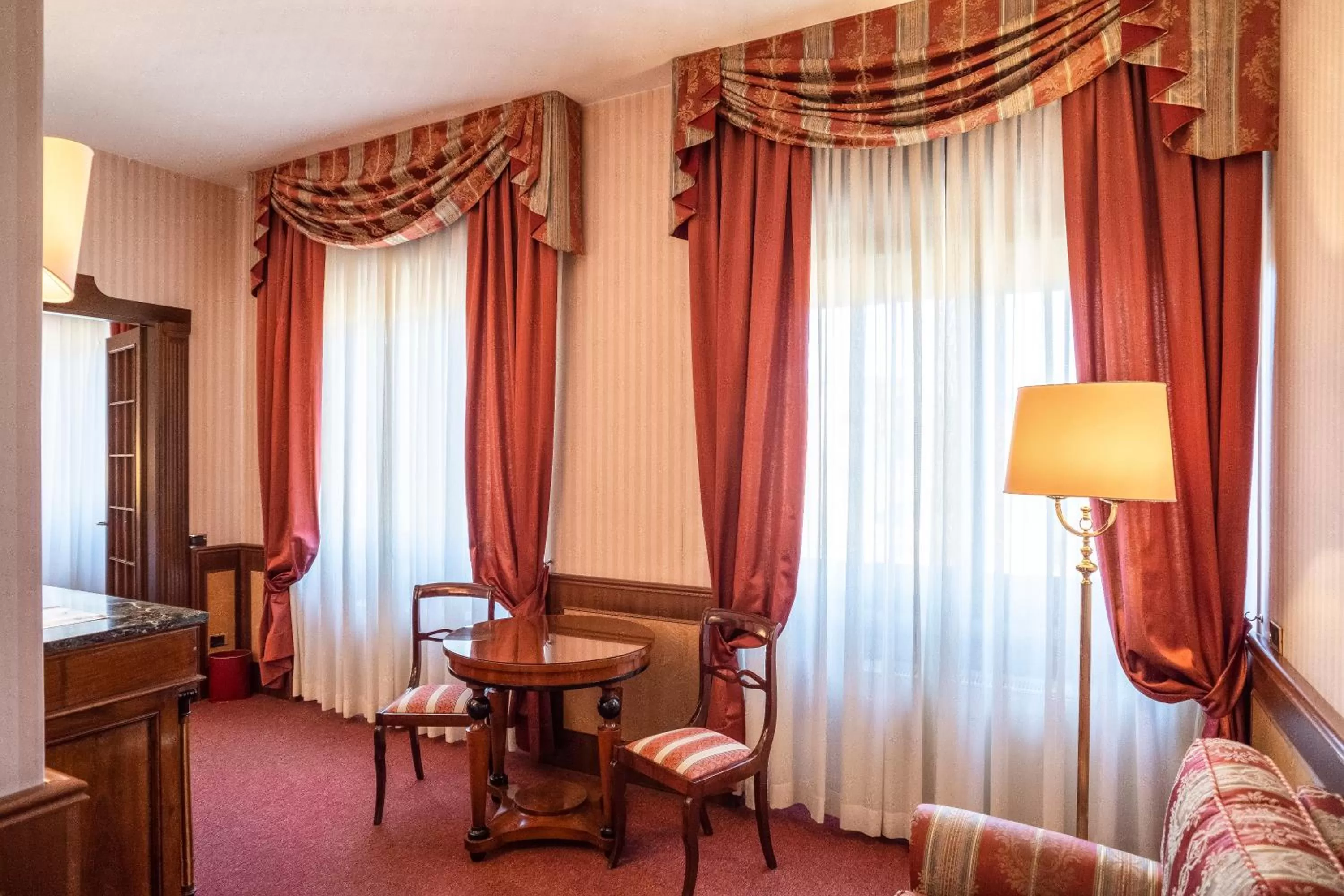 Seating Area in Palazzo Porta Romana Hotel
