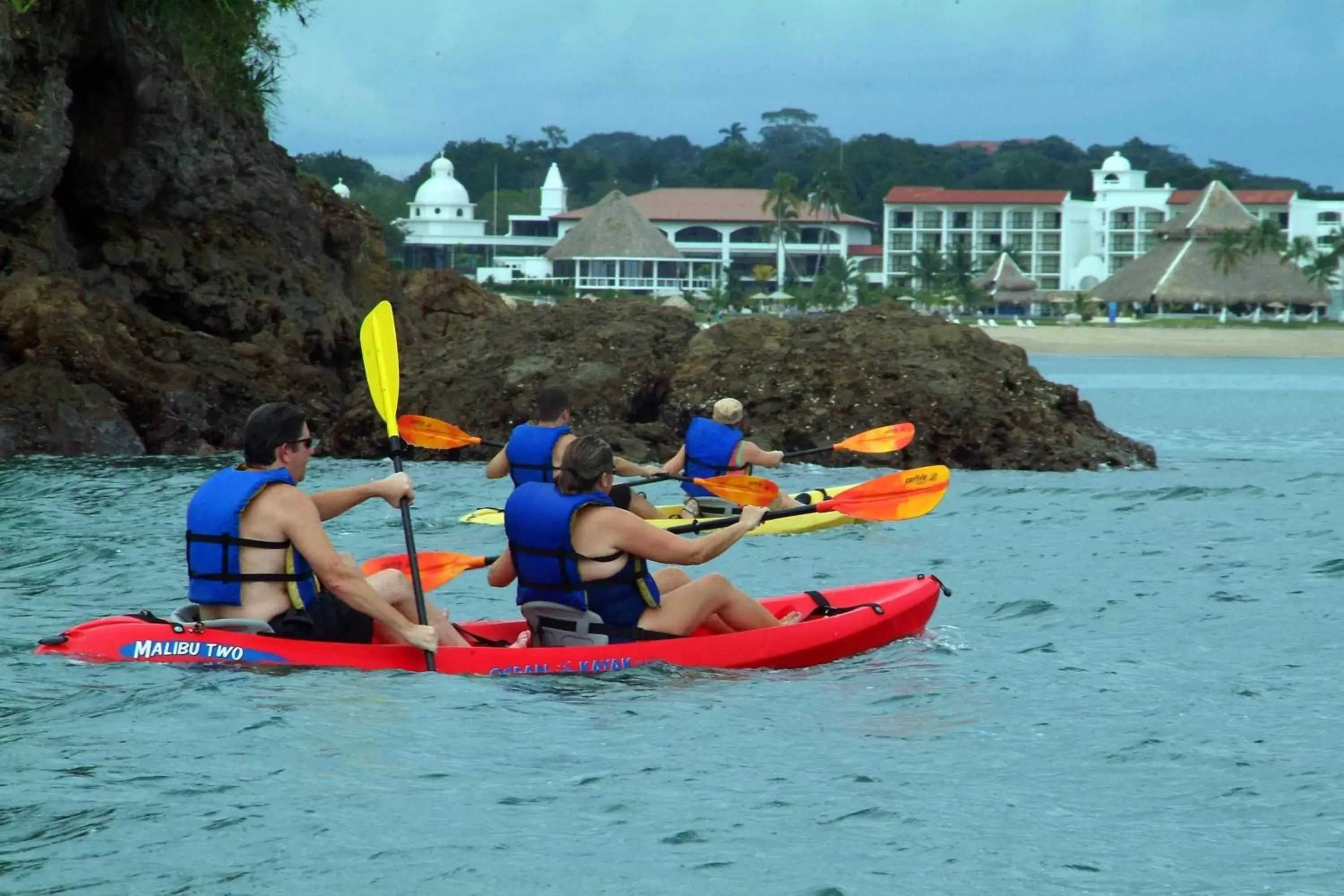 Area and facilities, Canoeing in Dreams Playa Bonita All Inclusive