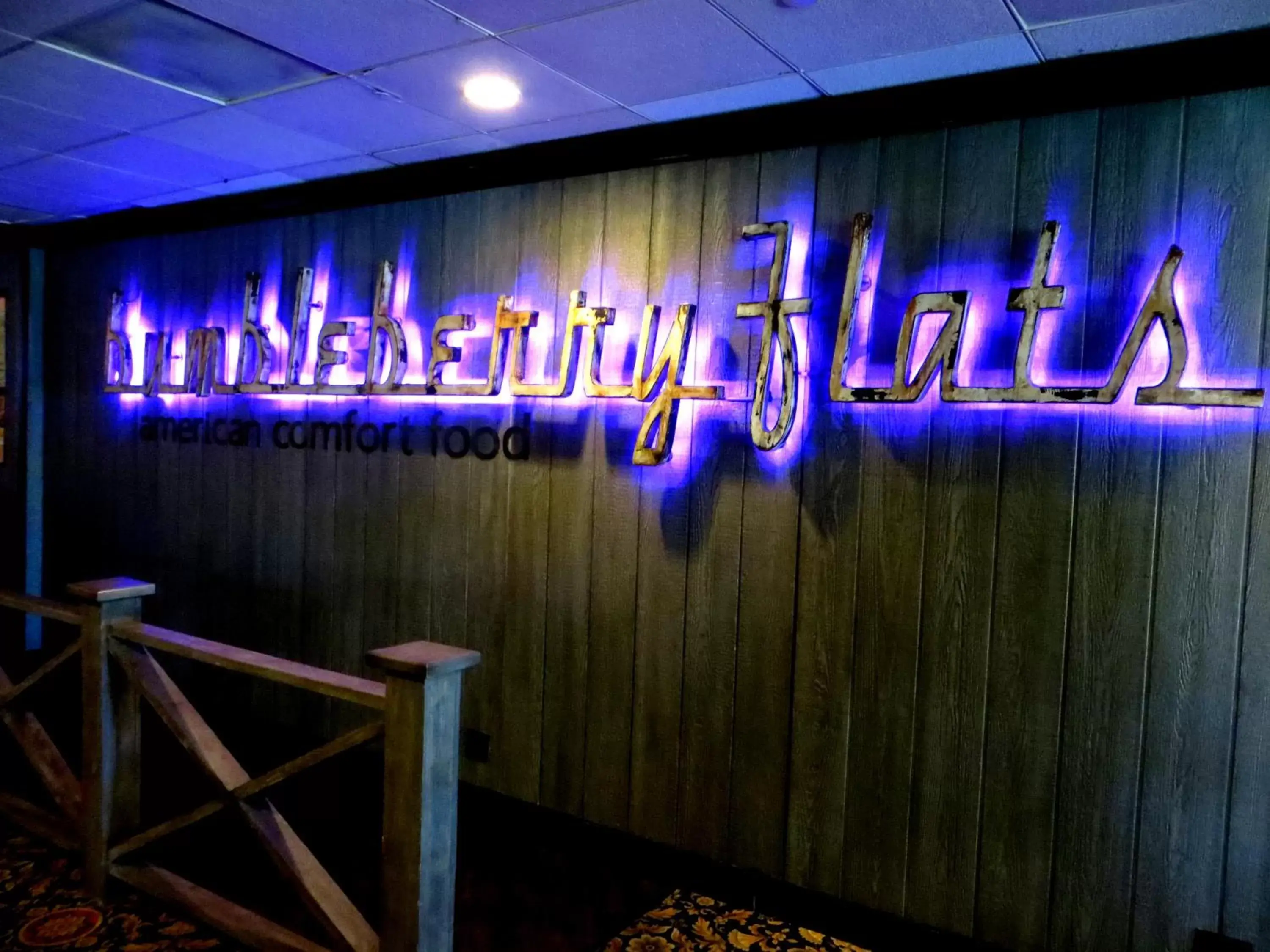 Restaurant/places to eat in The New Pioneer Restaurant/places to eat in The New Pioneer