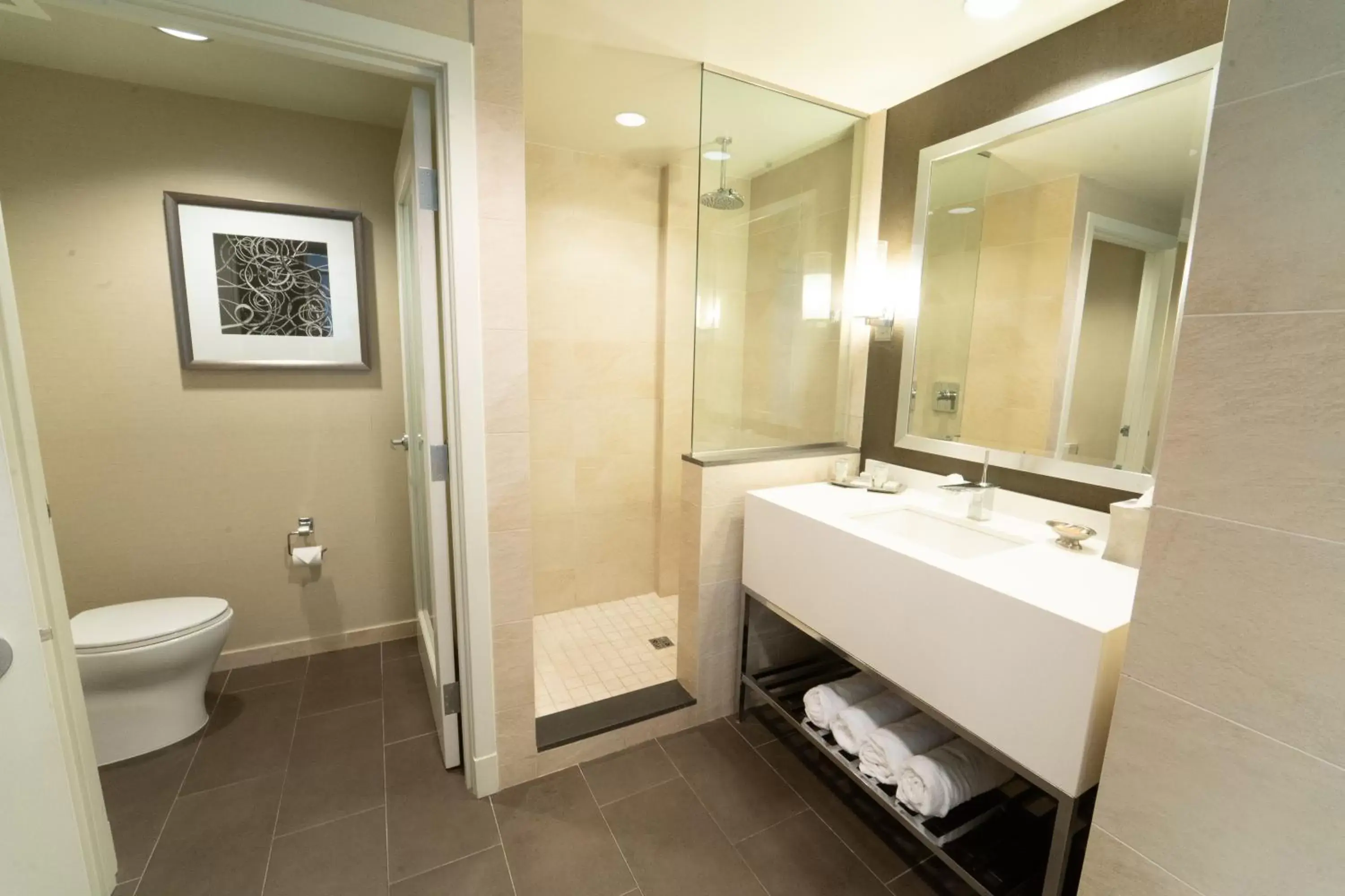 Bathroom in The Hotel at Arundel Preserve