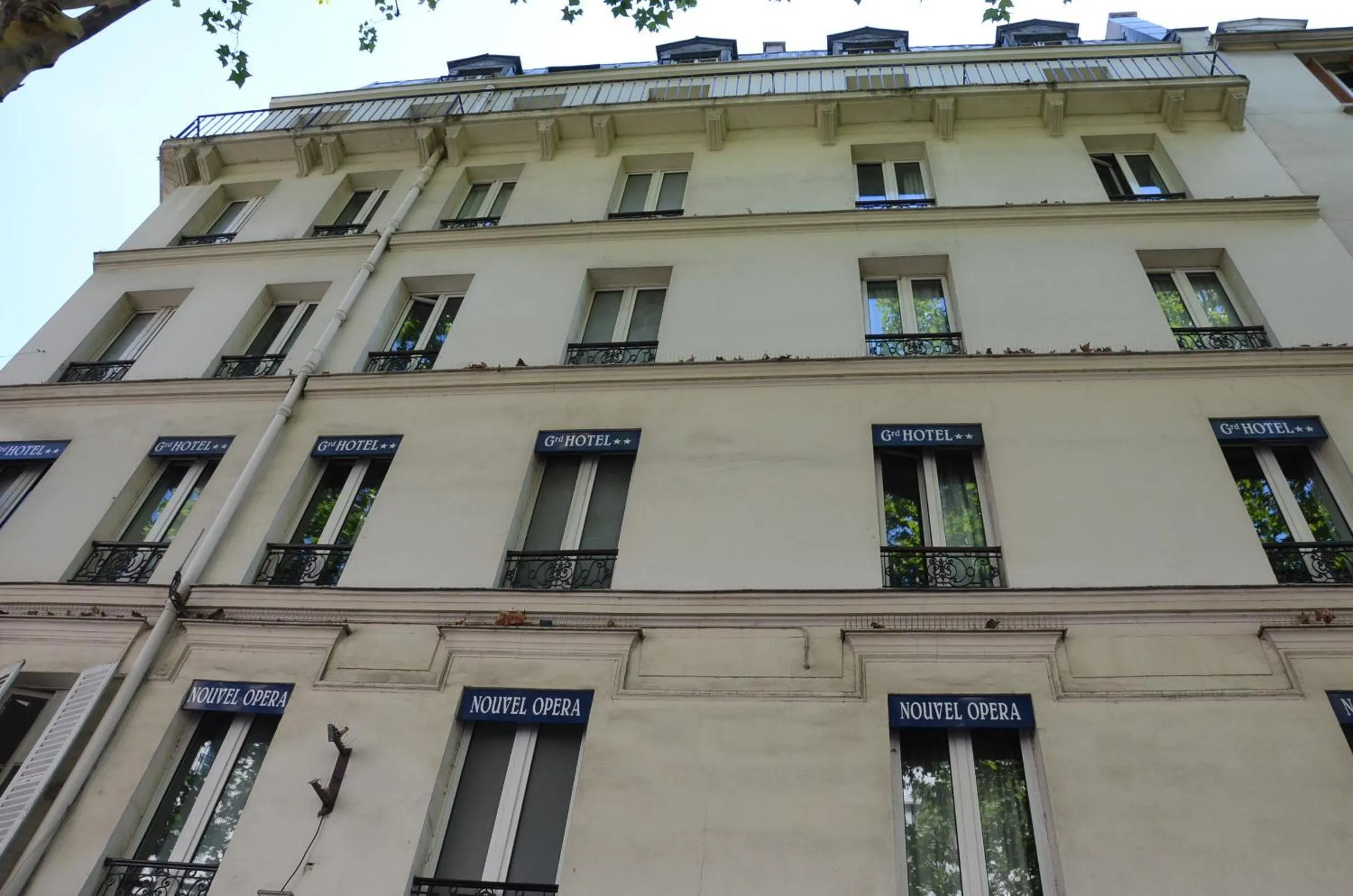 Facade/entrance in Grand Hotel Nouvel Opera