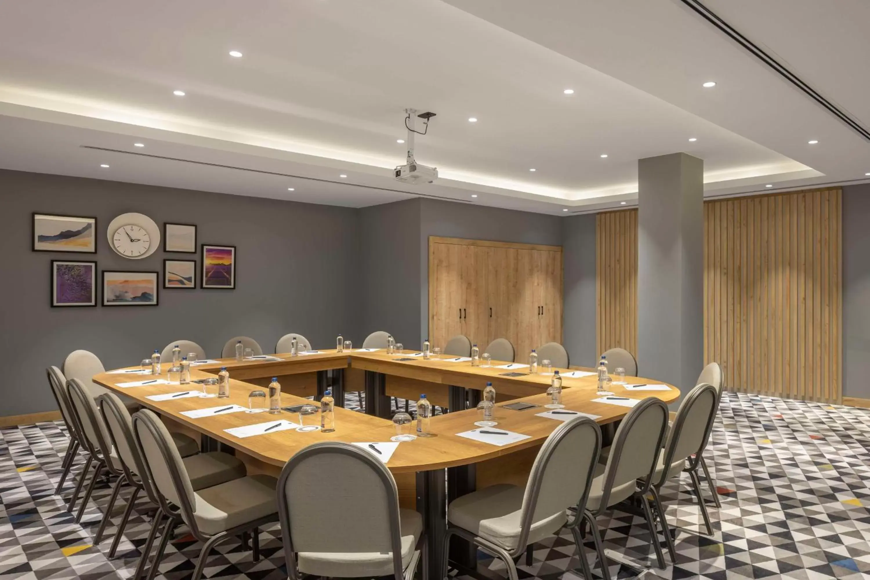 Meeting/conference room in Hampton By Hilton Cerkezkoy