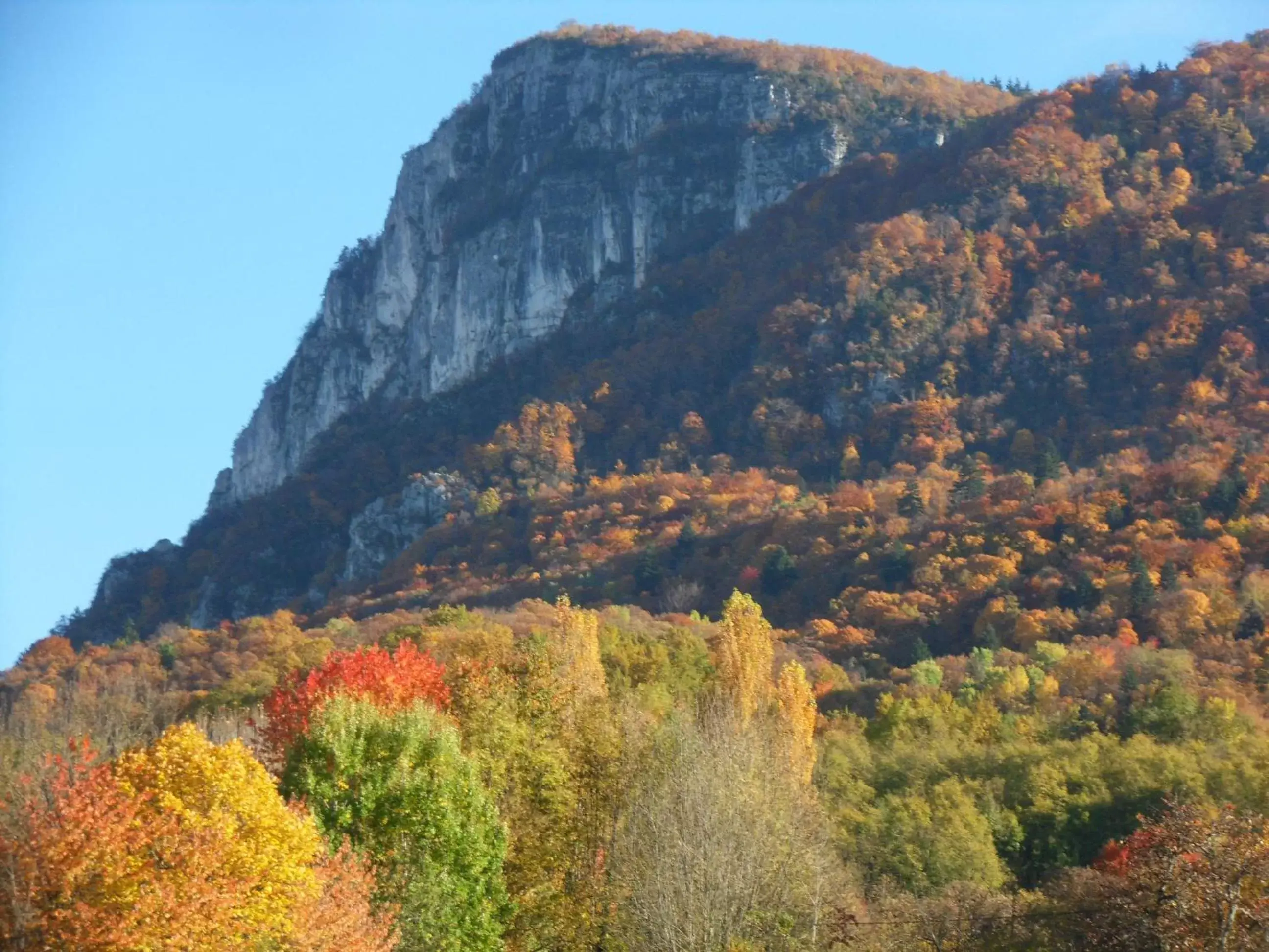 Mountain view, Natural Landscape in L'Estapade des Tourelons