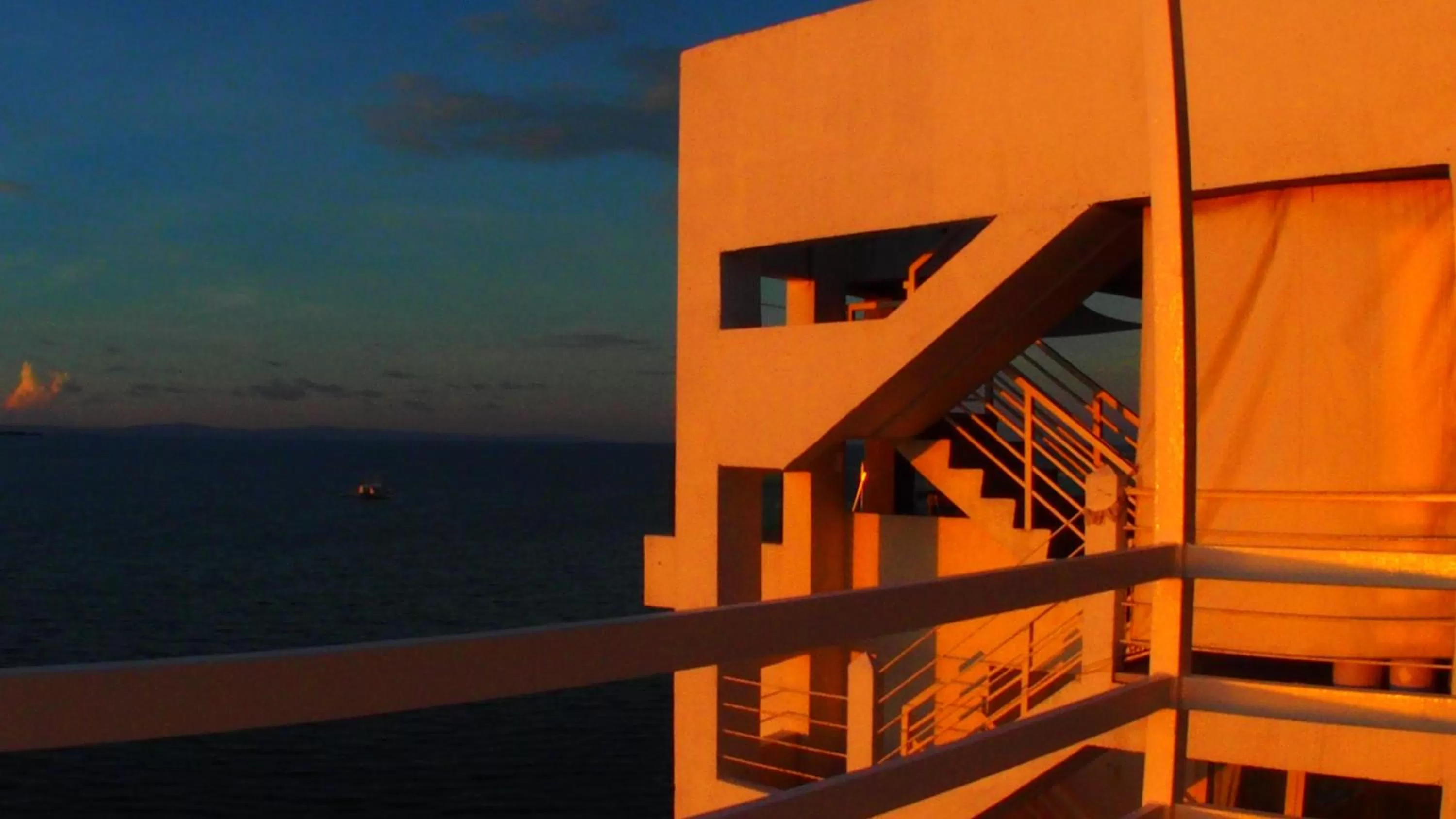 Property building in Sugarsea Inn & Dive shop