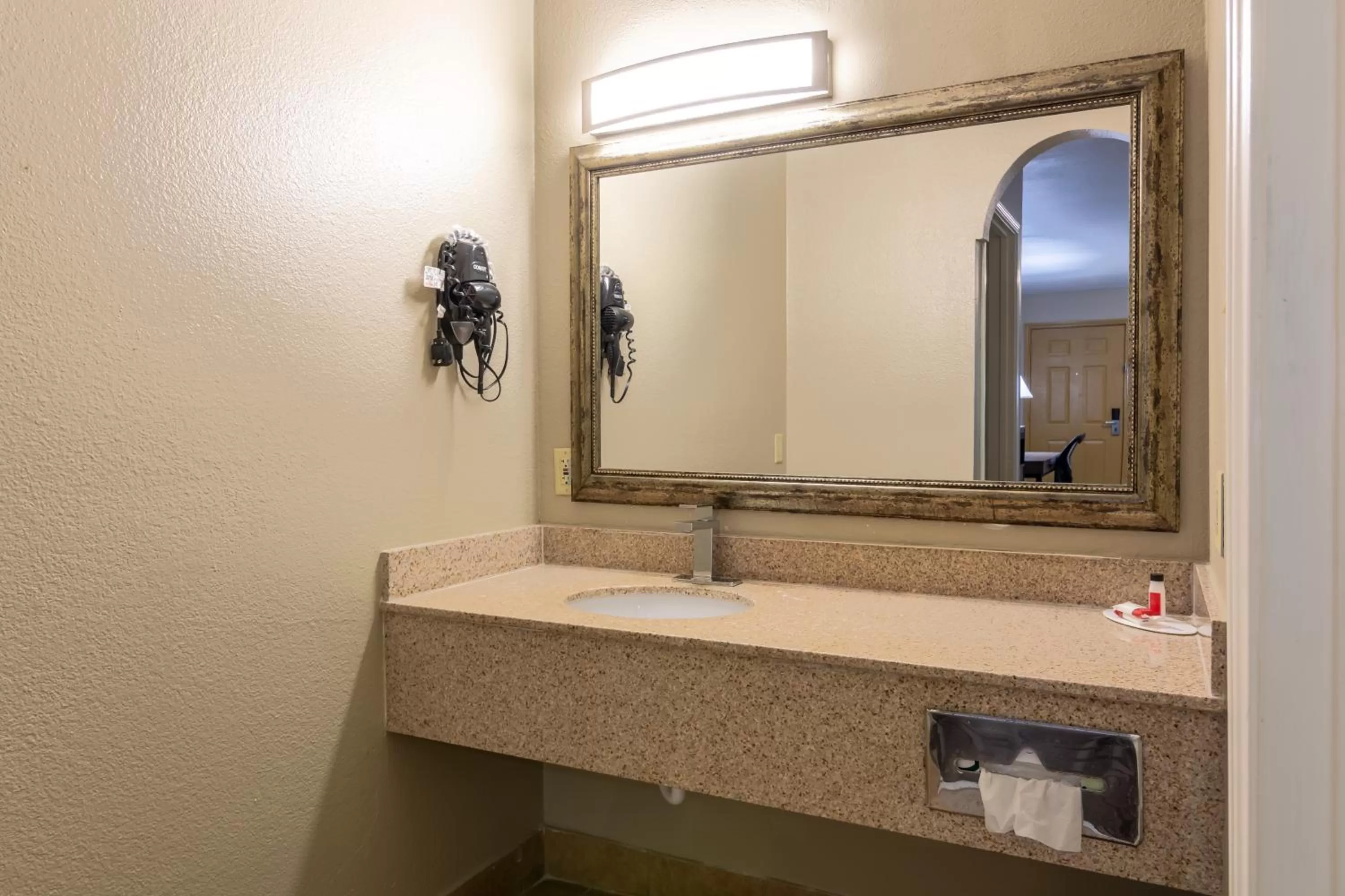 Super 8 Dallas East Near Fair Park Downtown