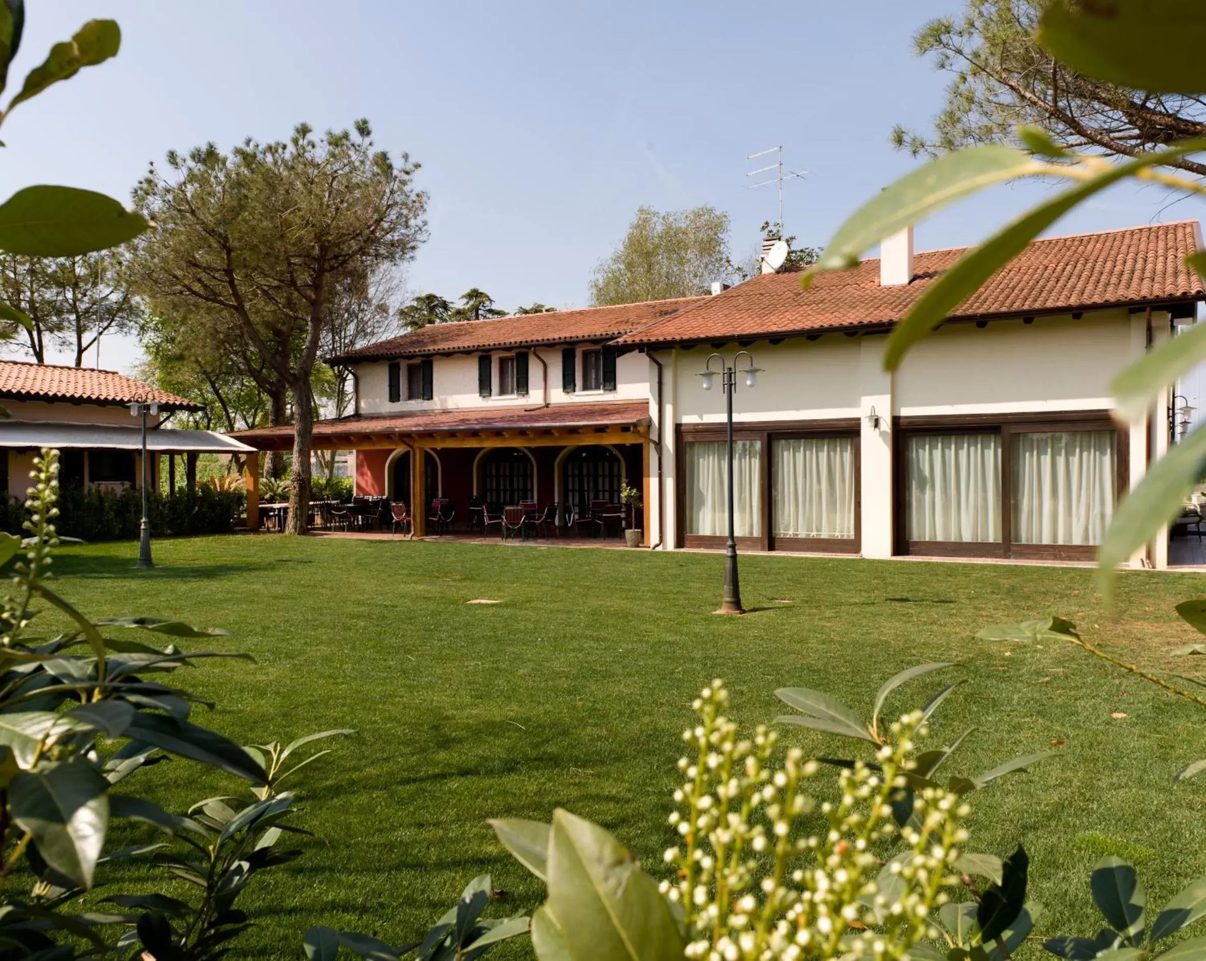 Garden, Property Building in Hotel Antica Fenice