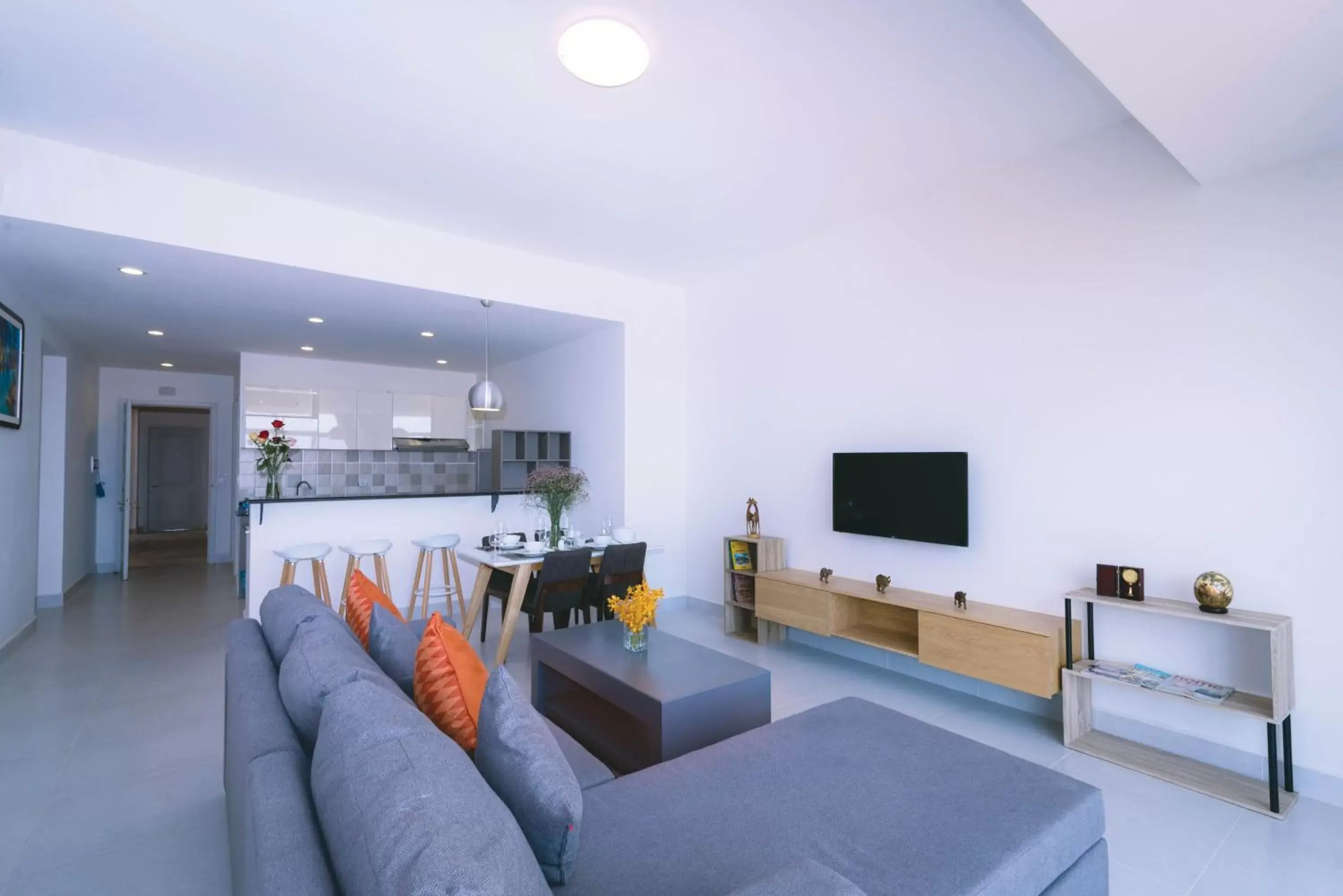 TV and multimedia, Seating Area in Sun Apartment