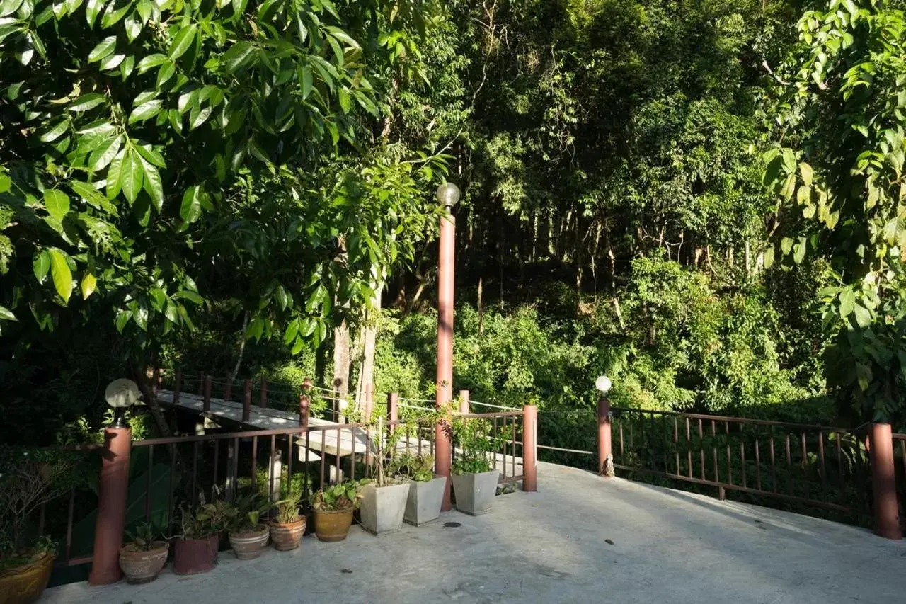 Garden in Chang Cliff Resort