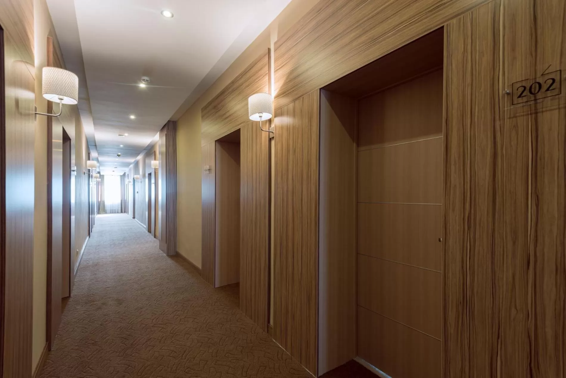 Property building in Come INN