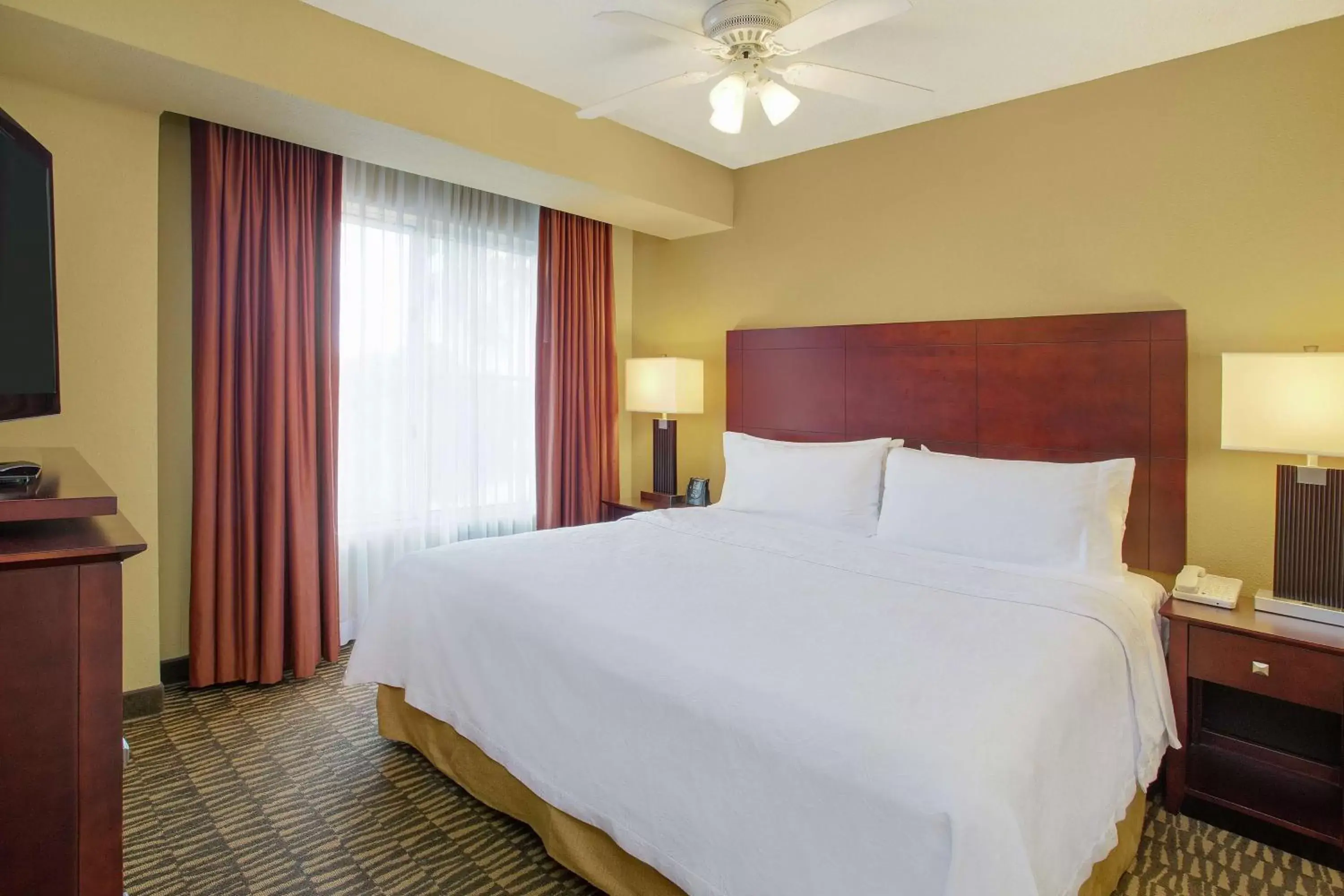 Bedroom, Bed in Homewood Suites by Hilton Tampa-Brandon