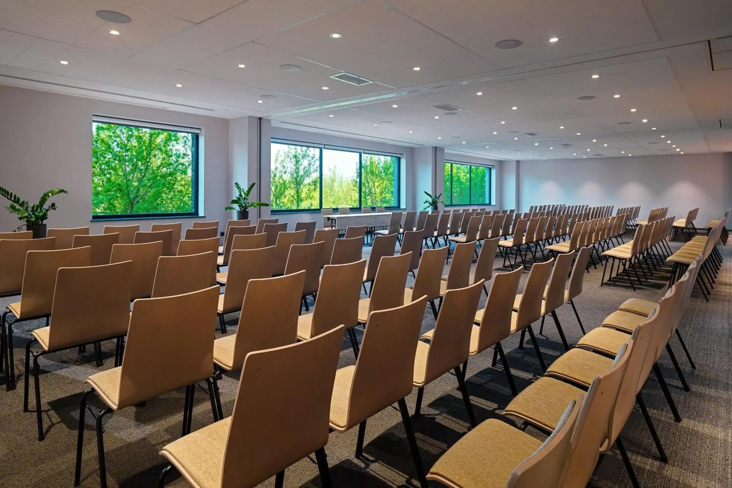 Meeting/conference room in Four Points by Sheraton Warsaw Mokotow