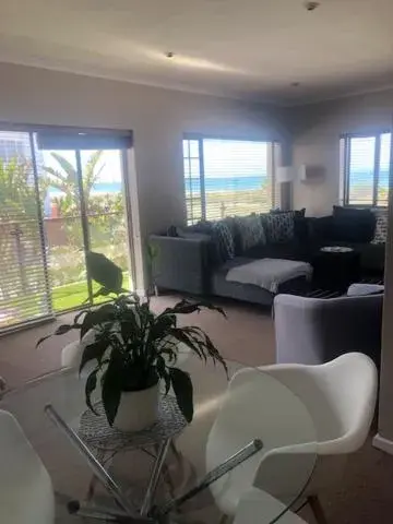 Balcony/Terrace, Seating Area in Palm Beach Guesthouse