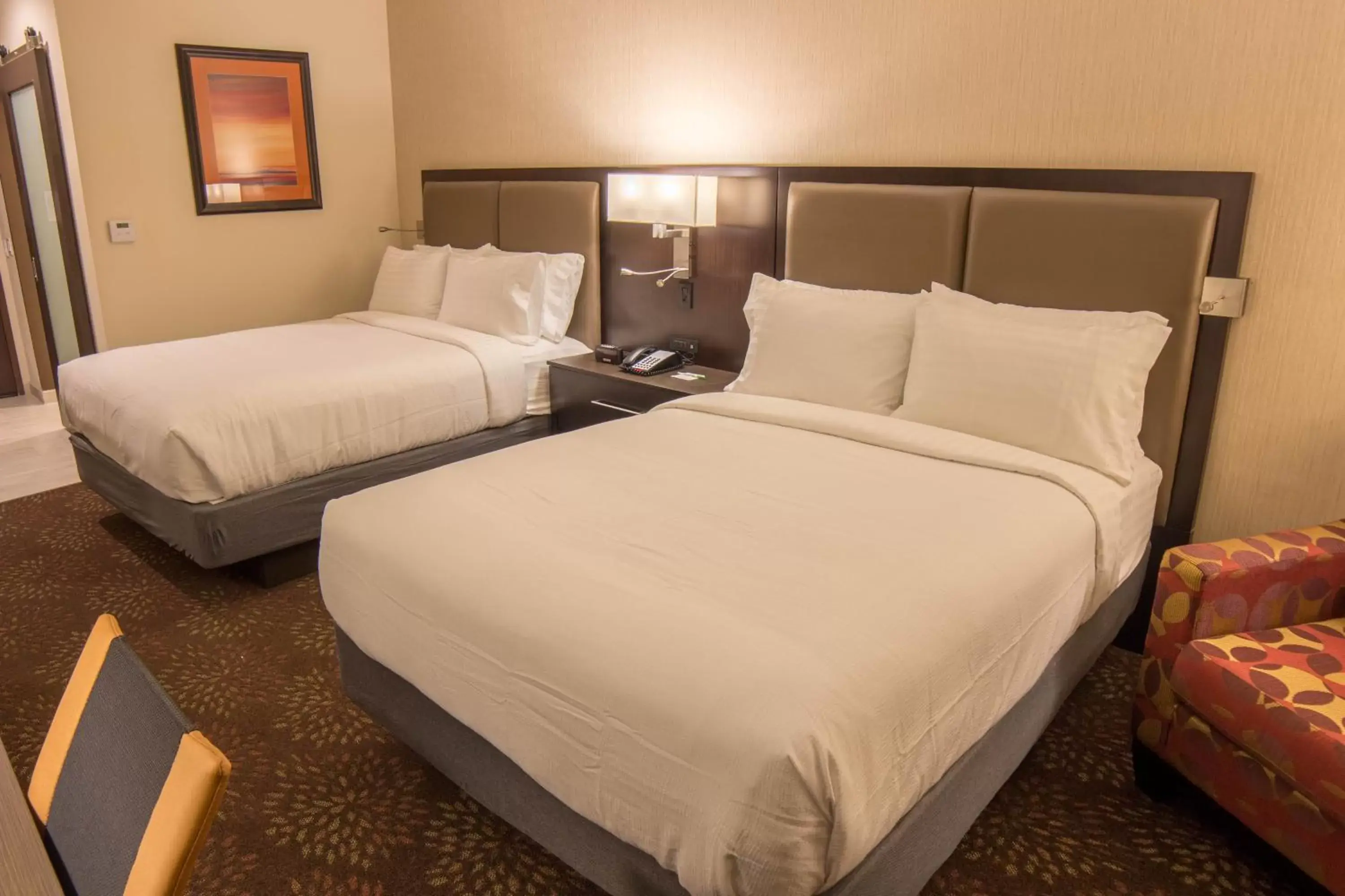 Photo of the whole room, Bed in Holiday Inn Trophy Club, an IHG Hotel