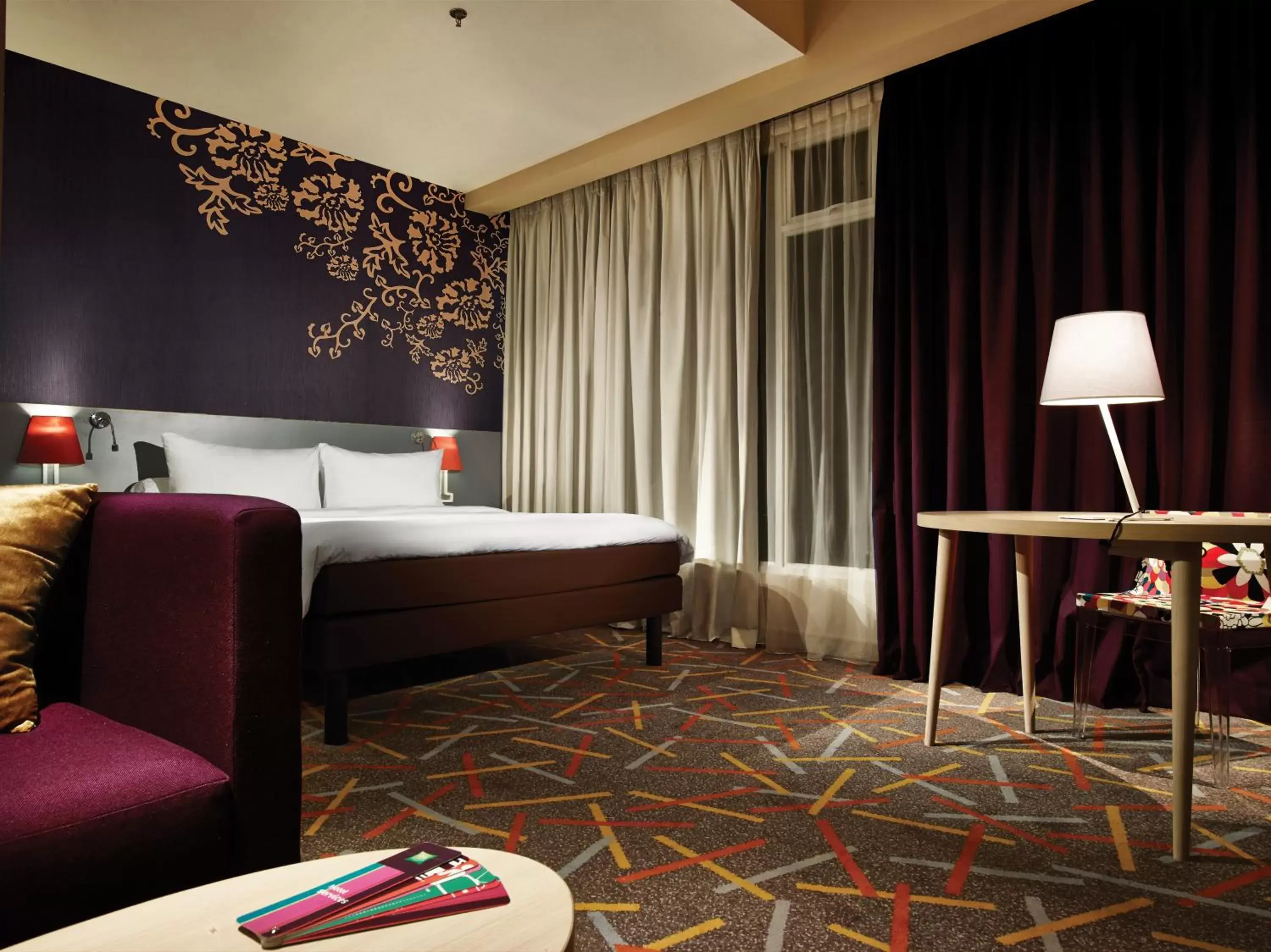 Photo of the whole room, Bed in Ibis Styles Malang