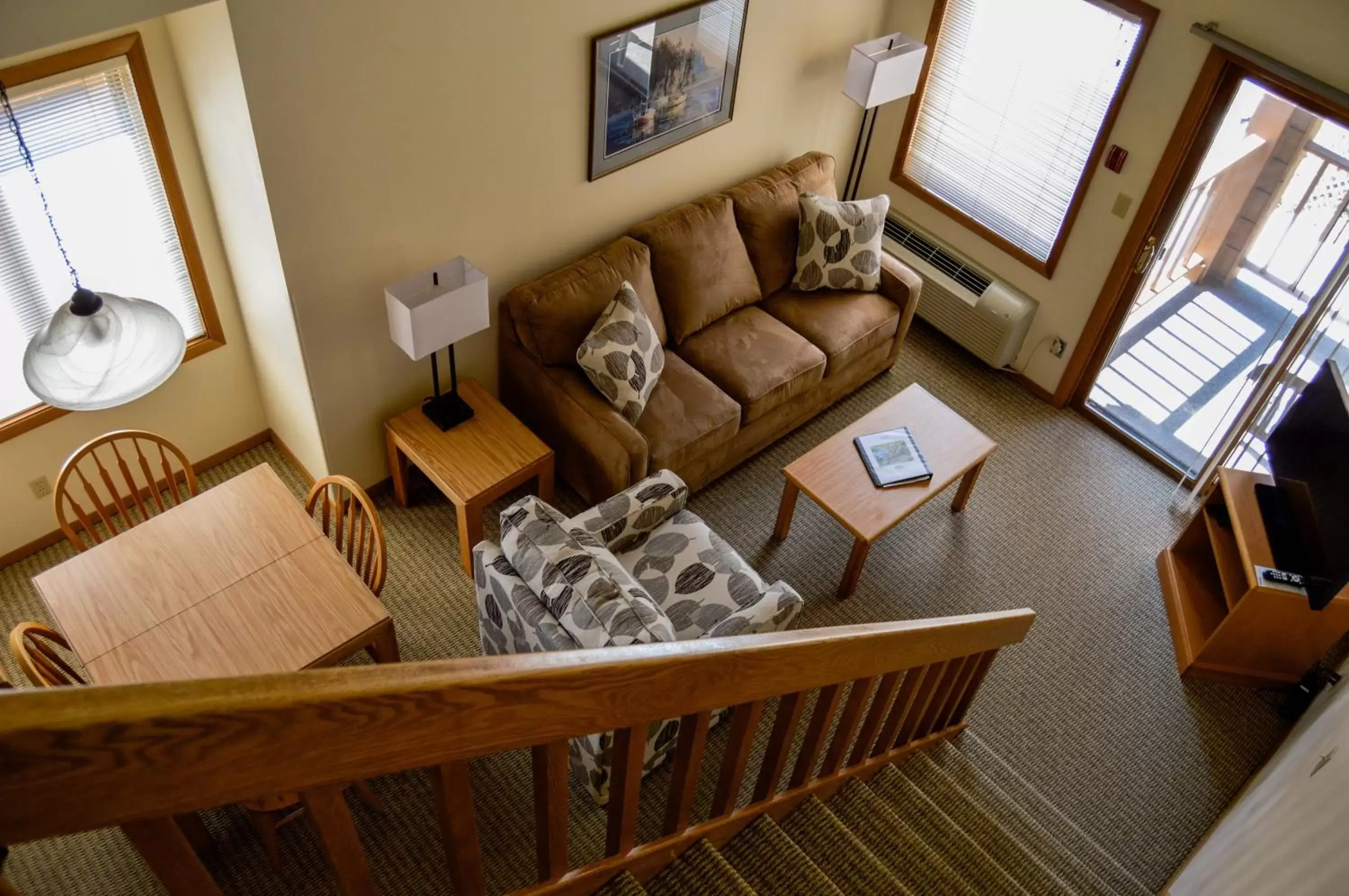 Captain's Loft with Two Bathrooms in The Landing Resort