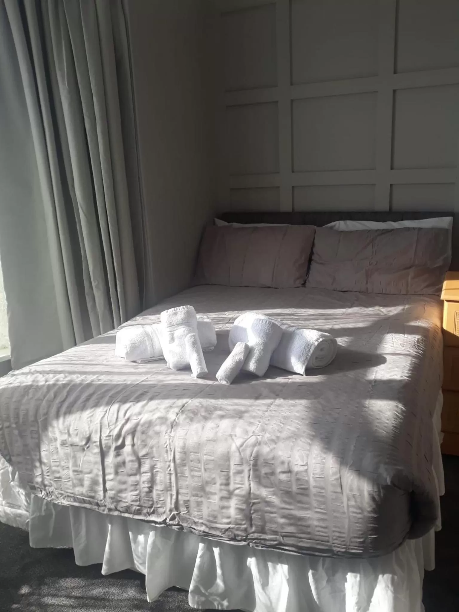 Luxury Triple Room in Newton House