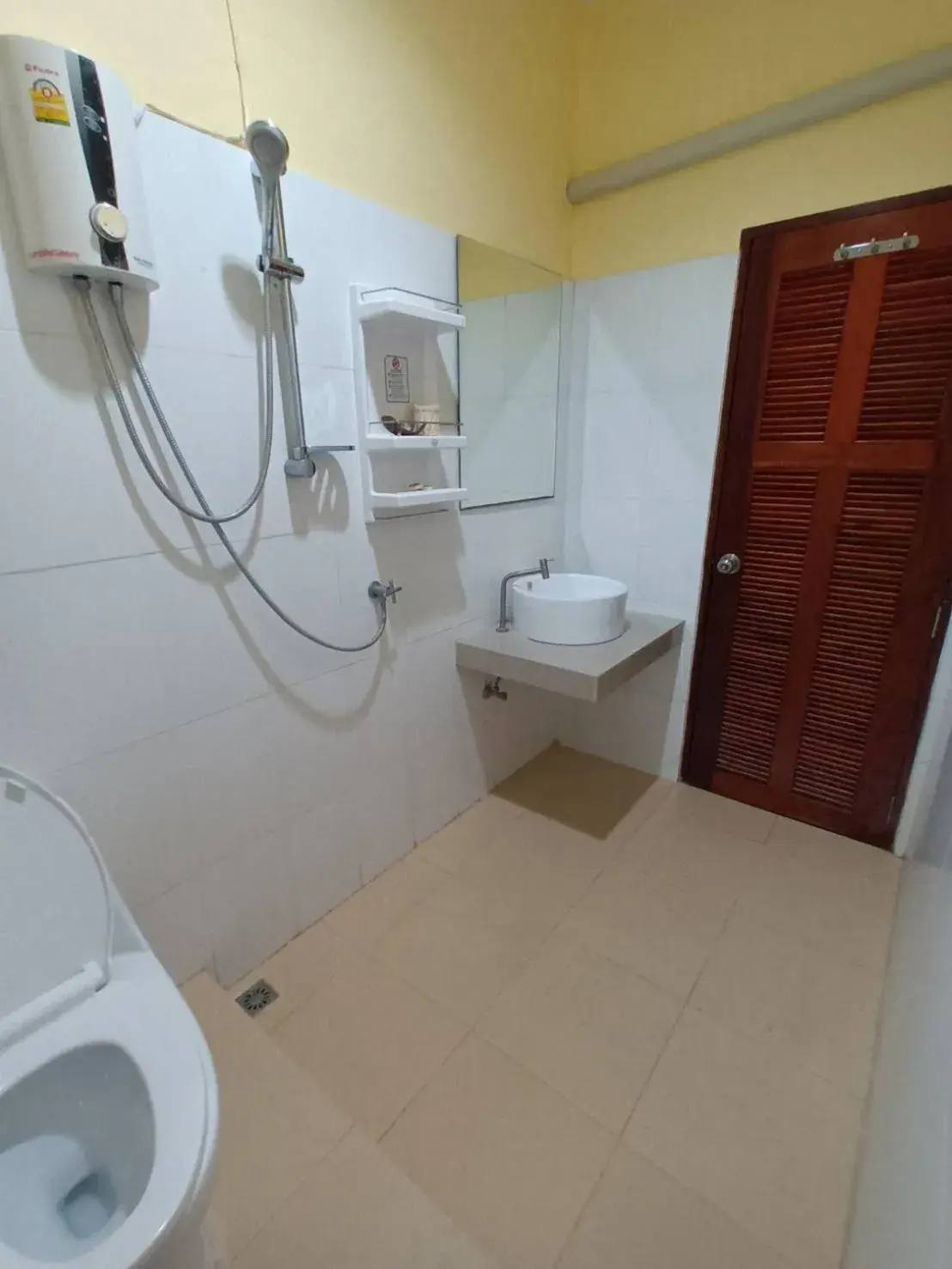 Shower, Bathroom in BaanPhong Lanta