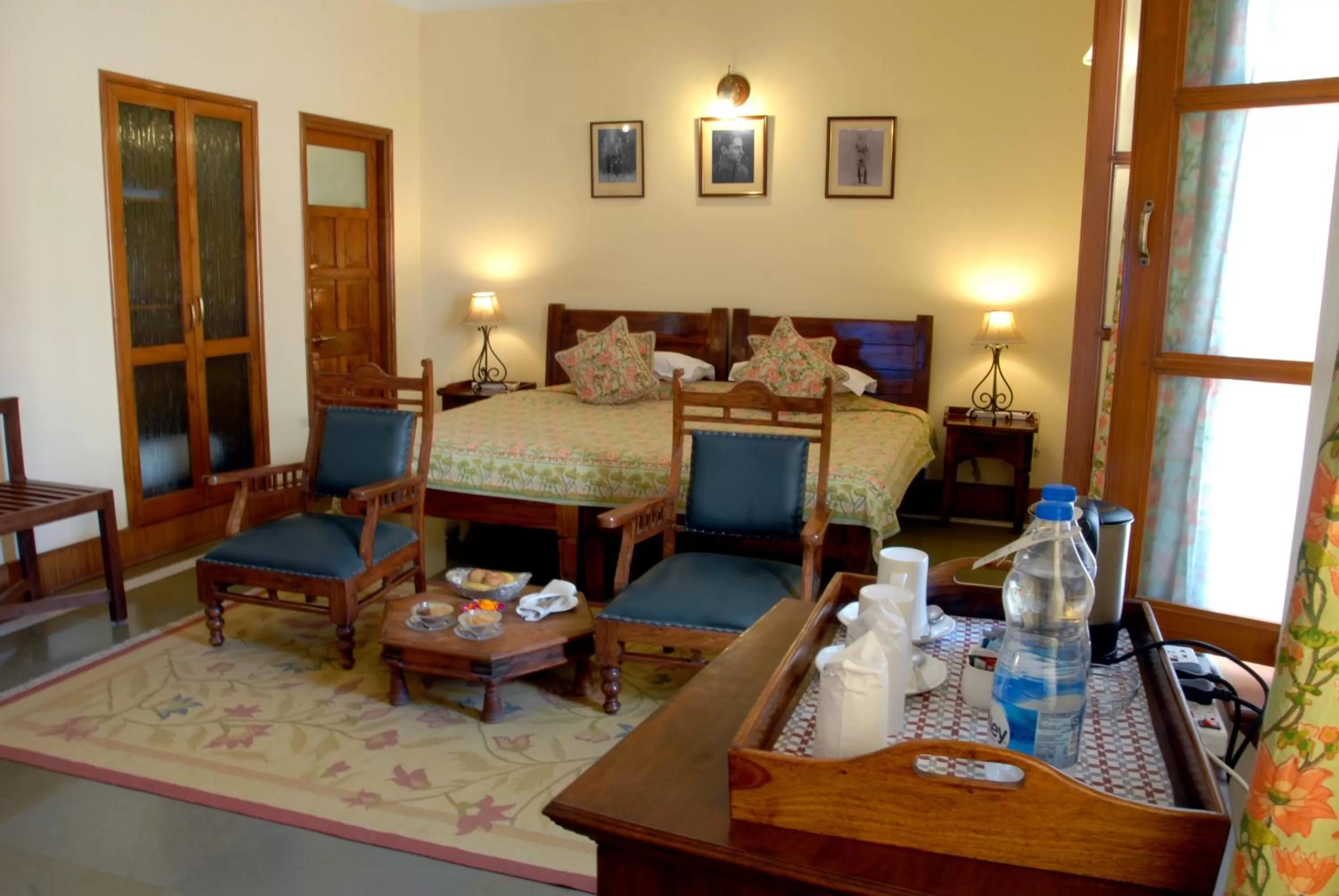 Photo of the whole room, Bed in Ratan Vilas, Jodhpur