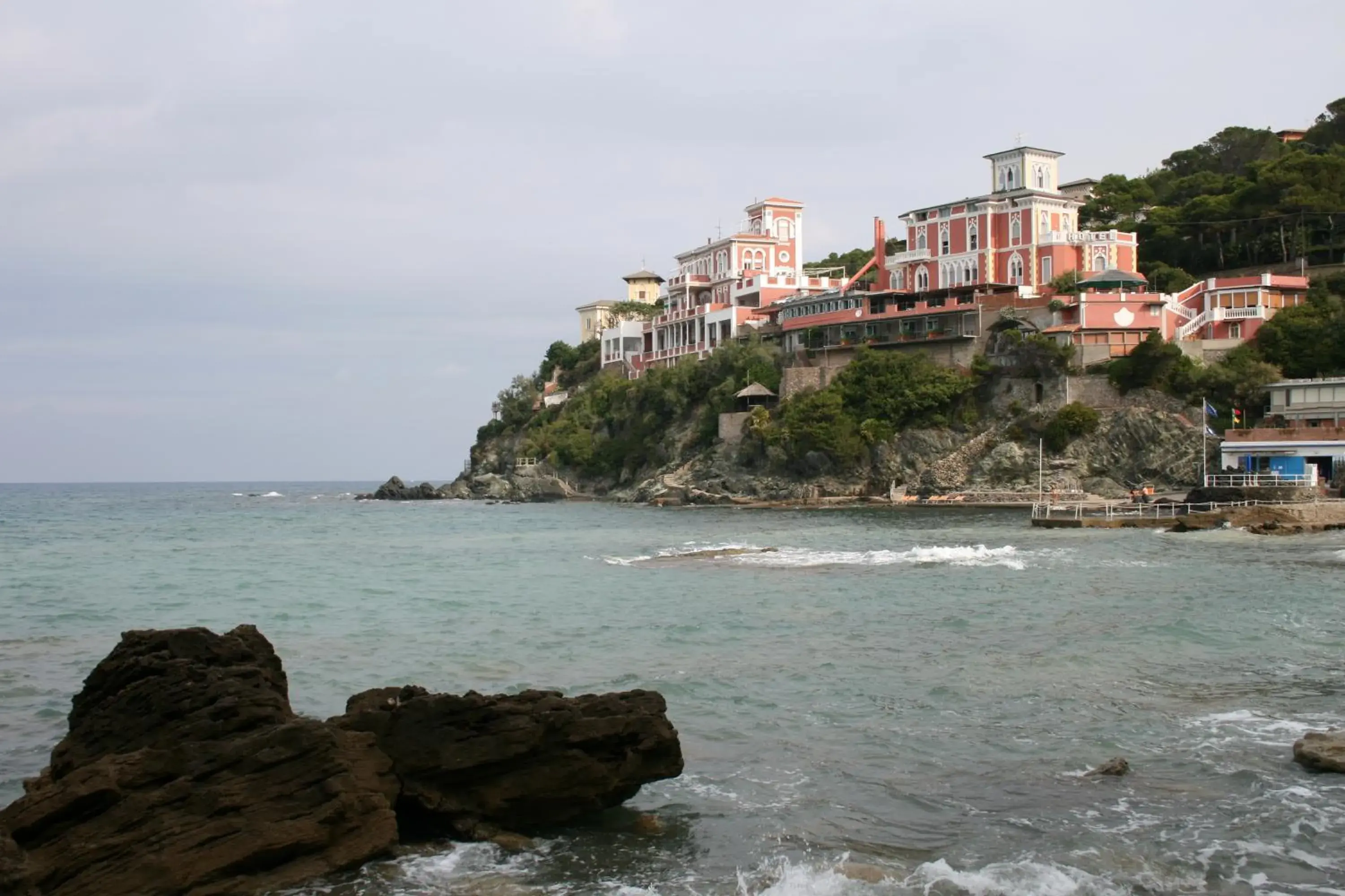 Property building in Hotel Baia Del Sorriso