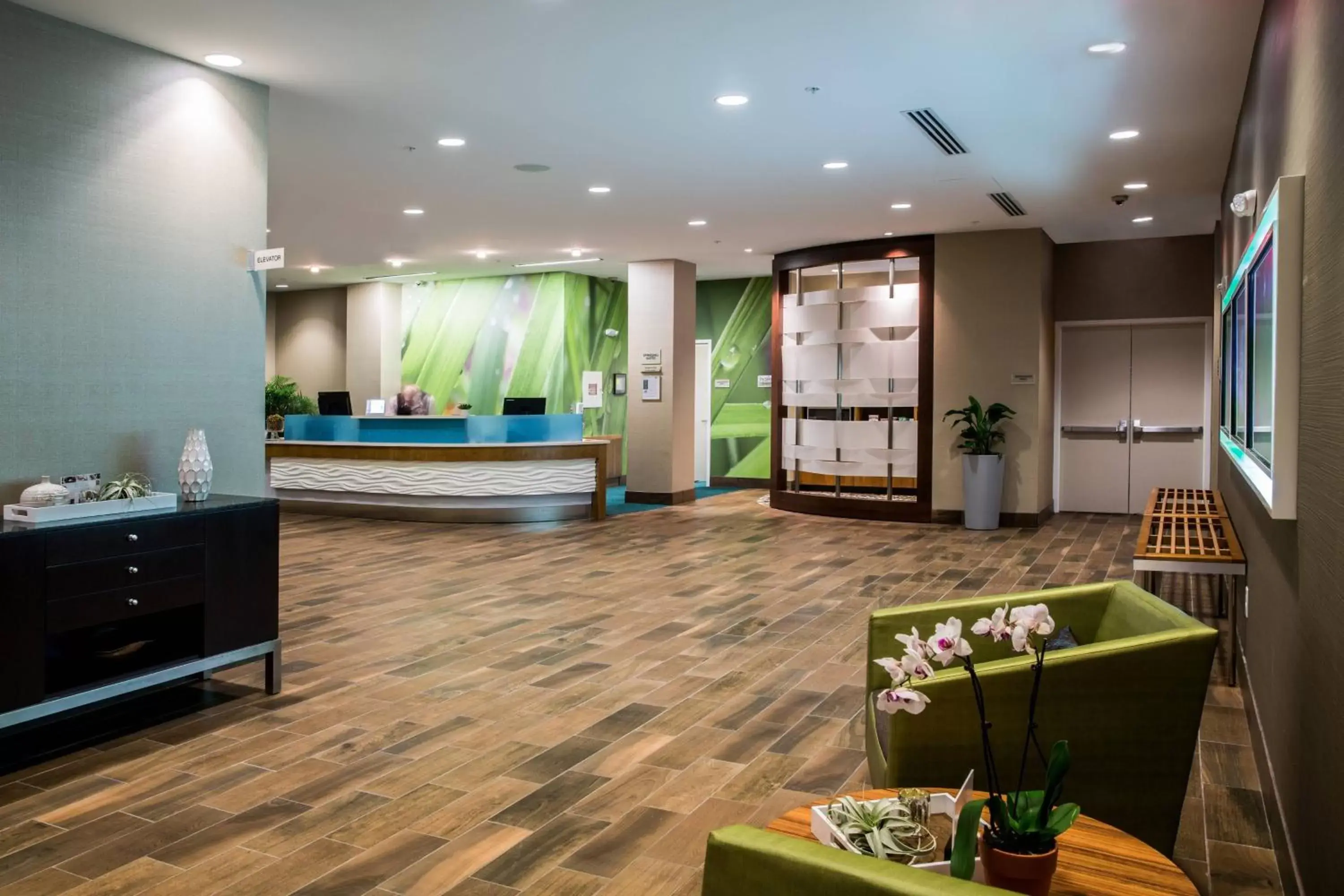 Lobby or reception, Lobby/Reception in SpringHill Suites by Marriott Charleston Mount Pleasant