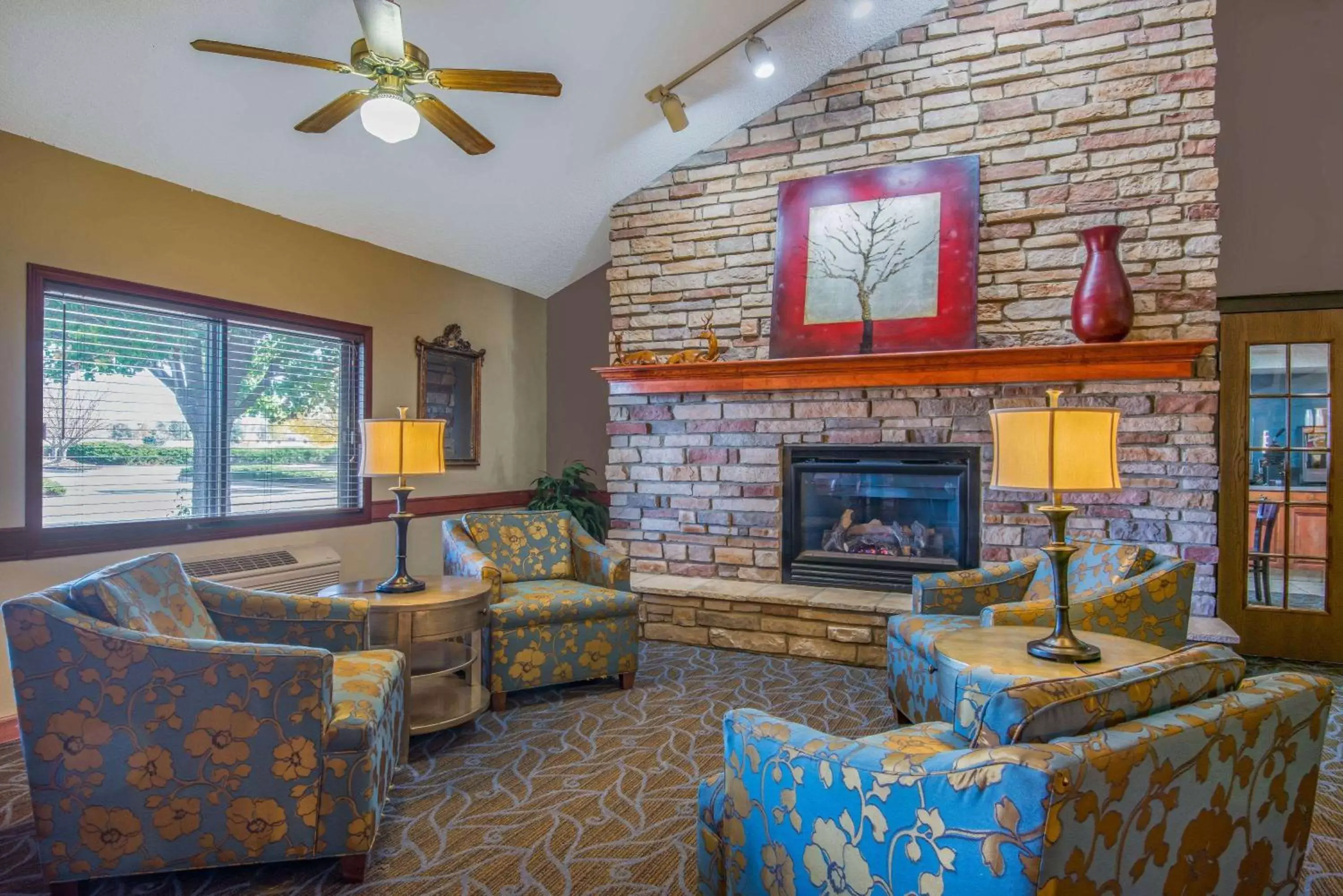 Lobby or reception in AmericInn by Wyndham Windsor Ft. Collins Lobby or reception in AmericInn by Wyndham Windsor Ft. Collins