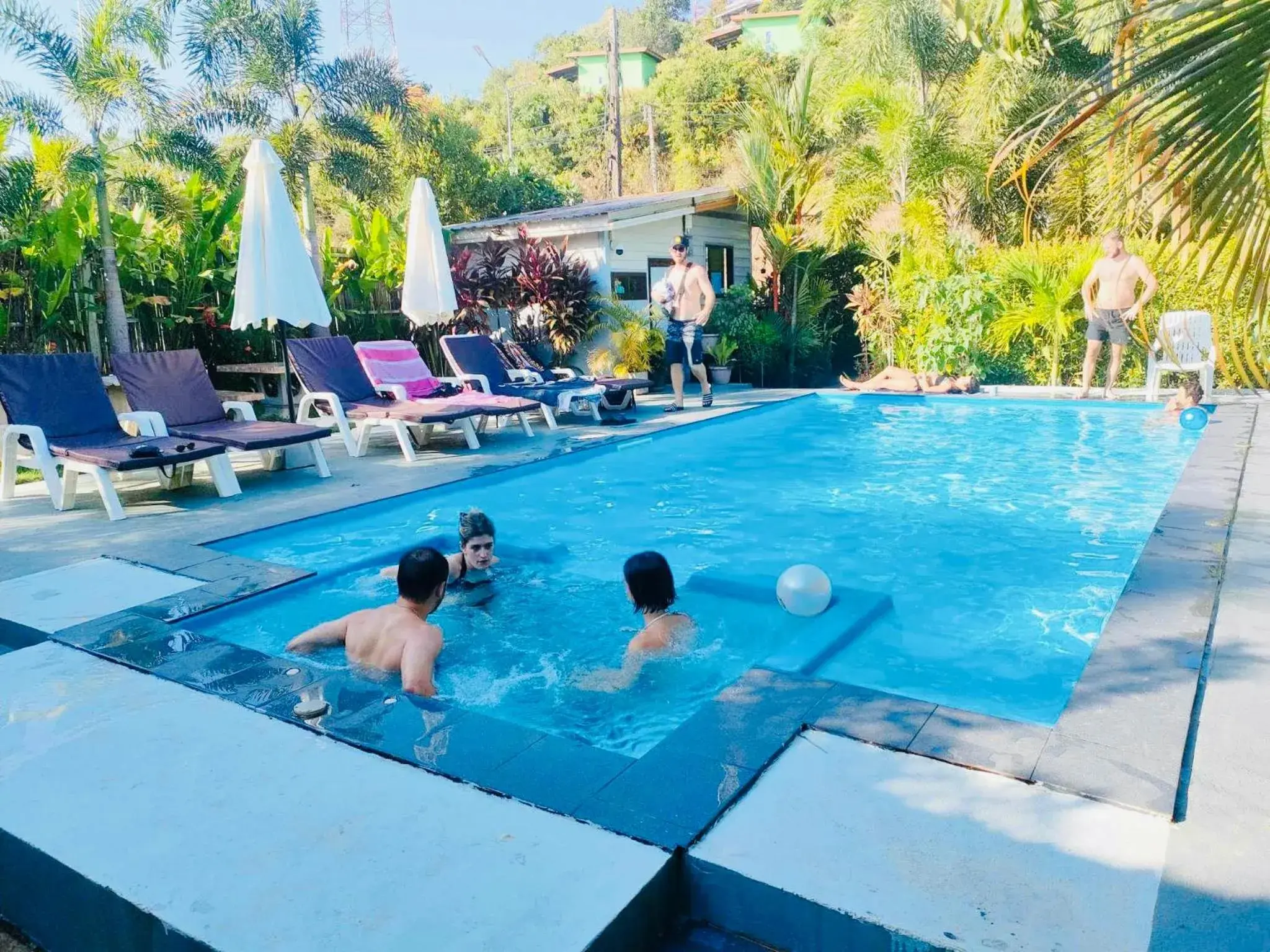 Swimming Pool in Andawa Lanta Resort