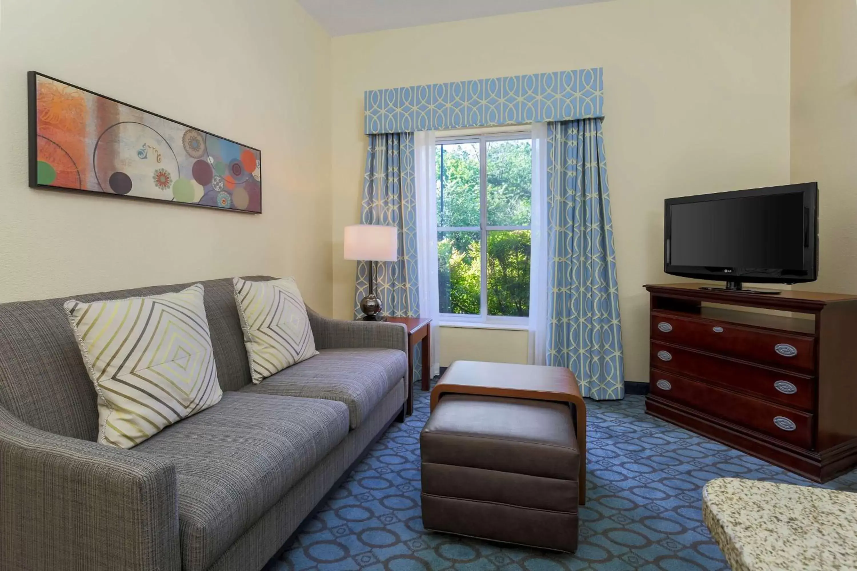 Bedroom, Seating Area in Homewood Suites Nashville Airport