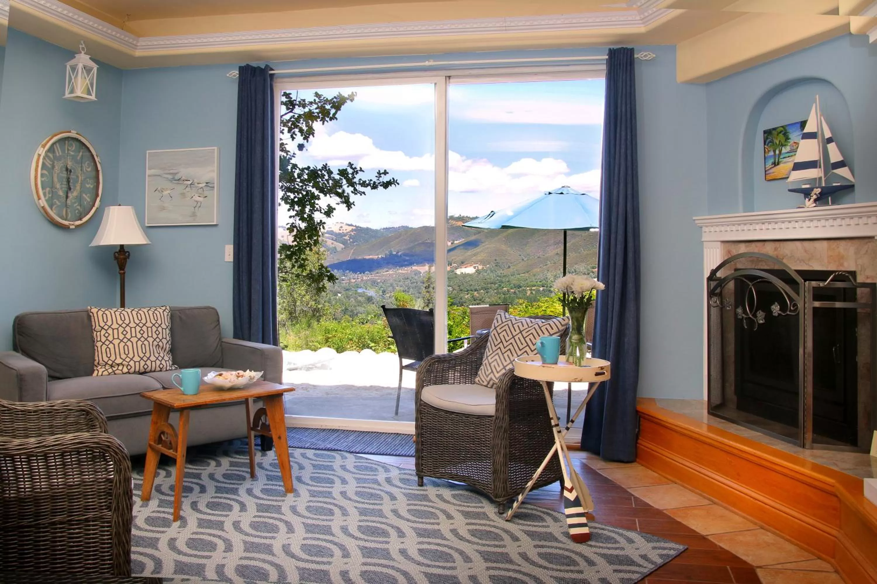 Living room in Bella Vista Bed and Breakfast