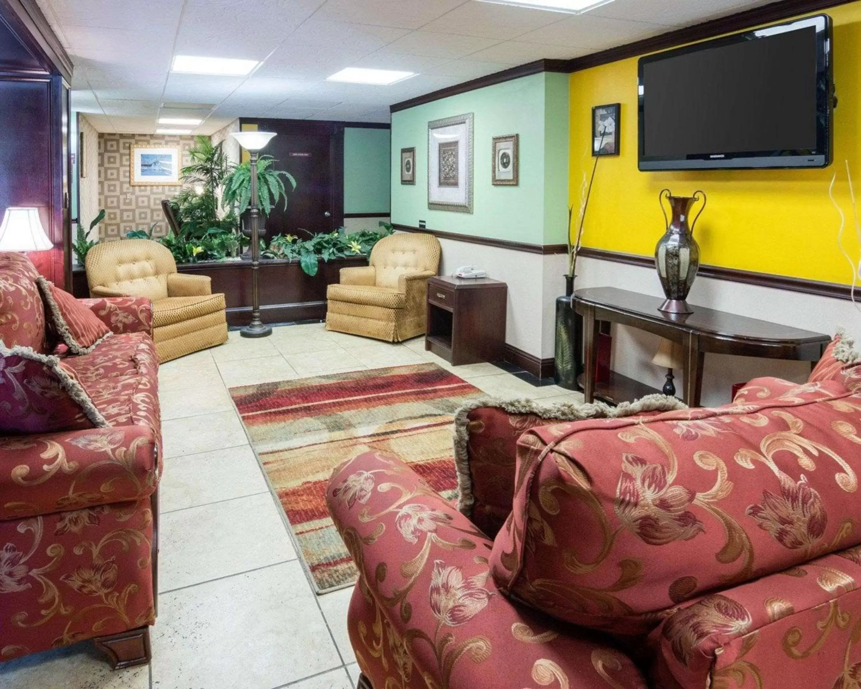 Lobby or reception, Seating Area in Quality Inn Shreveport