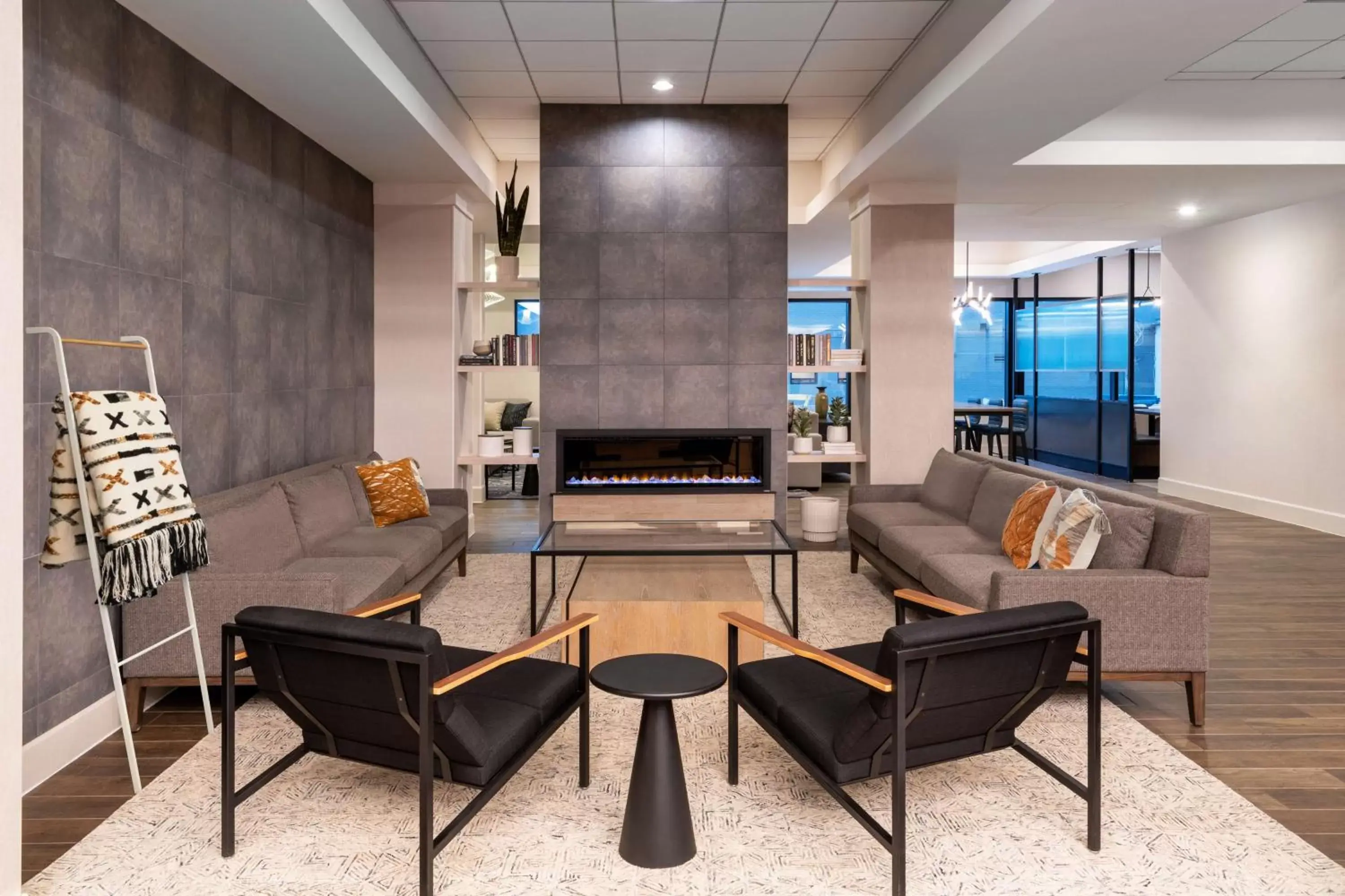 Lobby or reception, Seating Area in DoubleTree by Hilton Denver Cherry Creek, CO