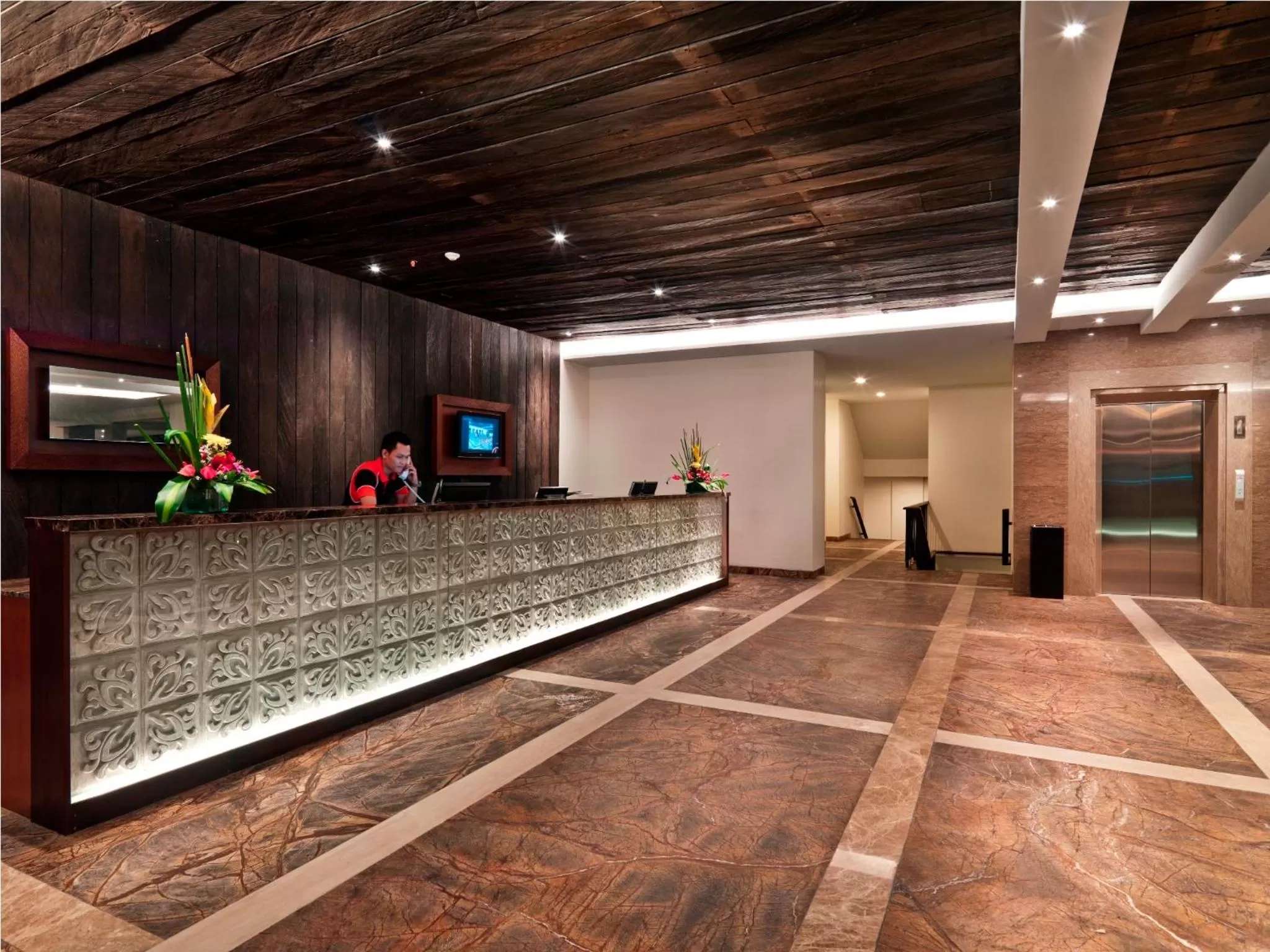 Lobby or reception in Sun Island Hotel & Spa Kuta