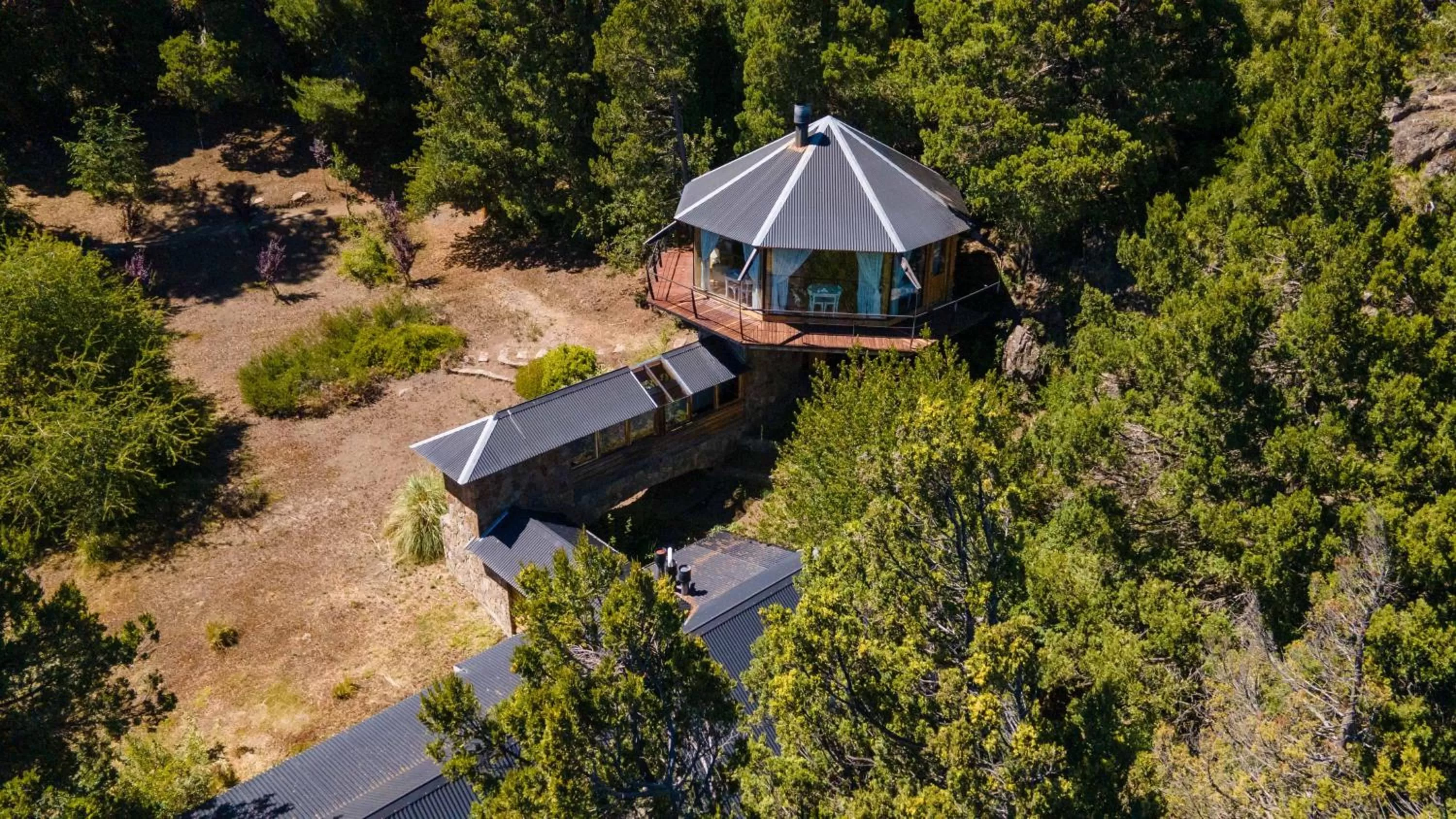 Property building in Arrayan Lake View Mountain Lodge & Casa De Te Arrayan