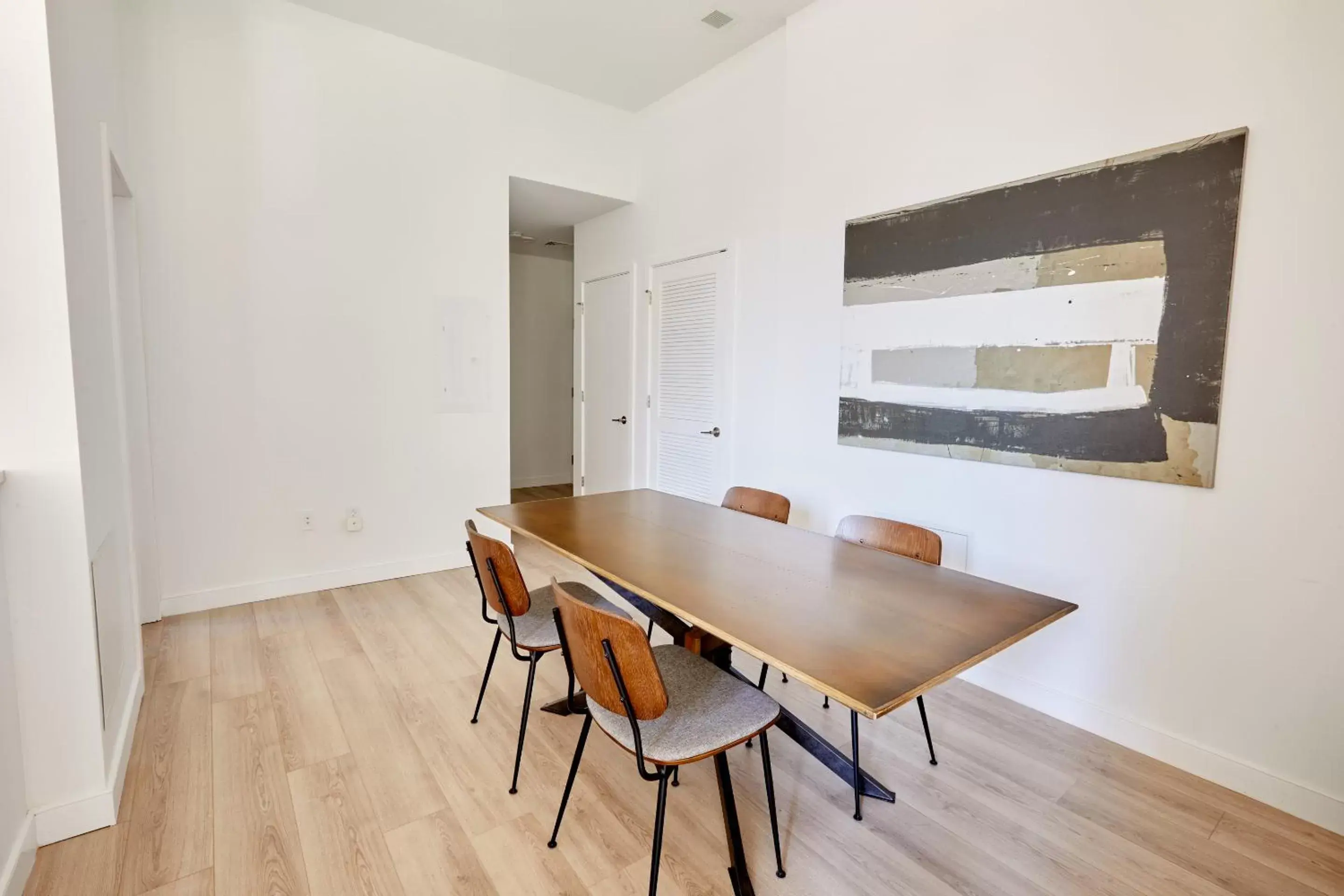 Living room, Dining Area in Sonder The Witherspoon